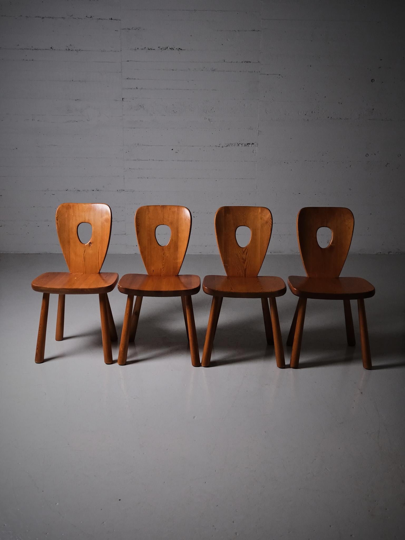 Svedese Set di sedie svedesi in pino di Bo Fjaestad per Arvika Konsthantverk, 1930 in vendita