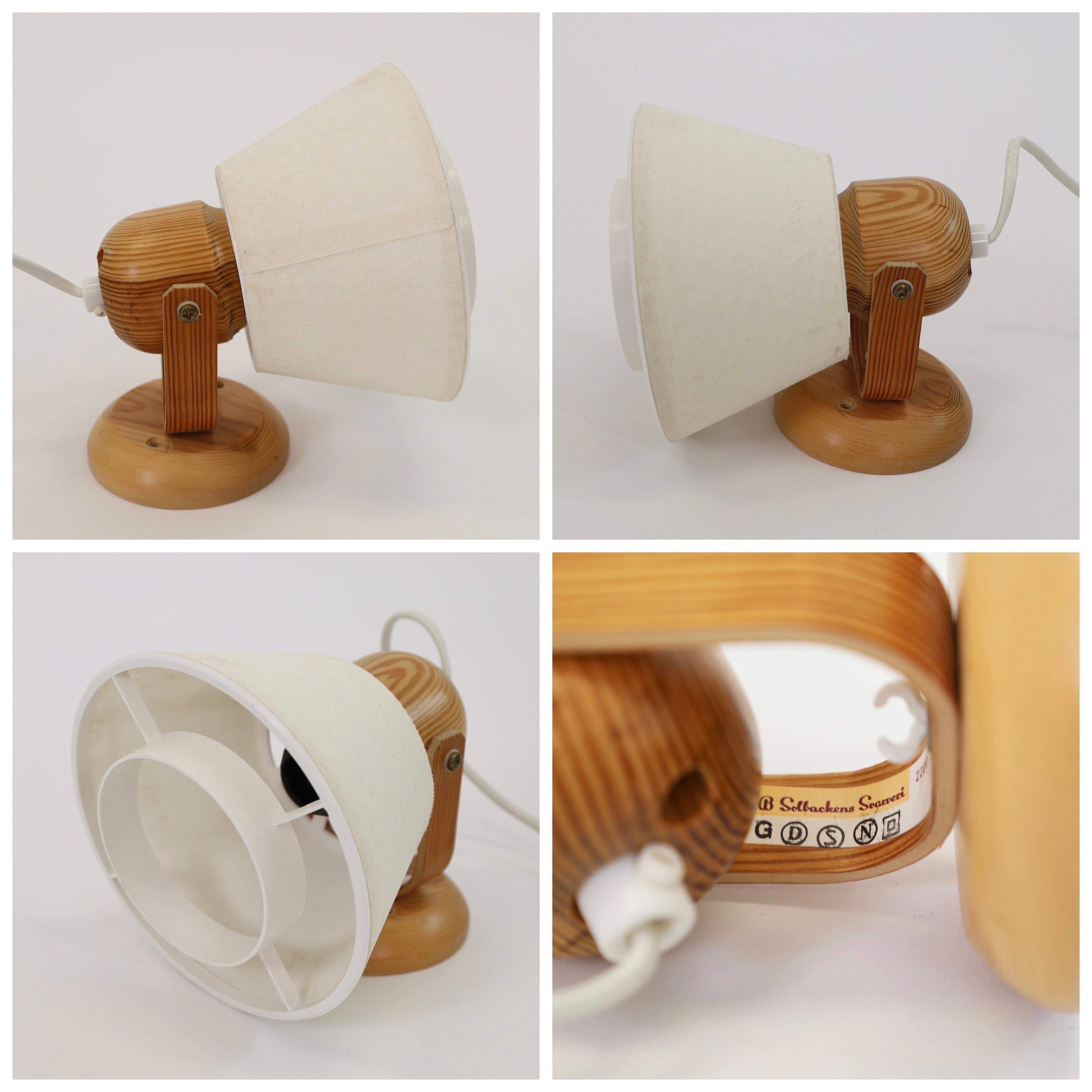 Set of Swedish Pine Wood bed lamps by Solbackens Svarveri, Sweden, 1970s For Sale 8