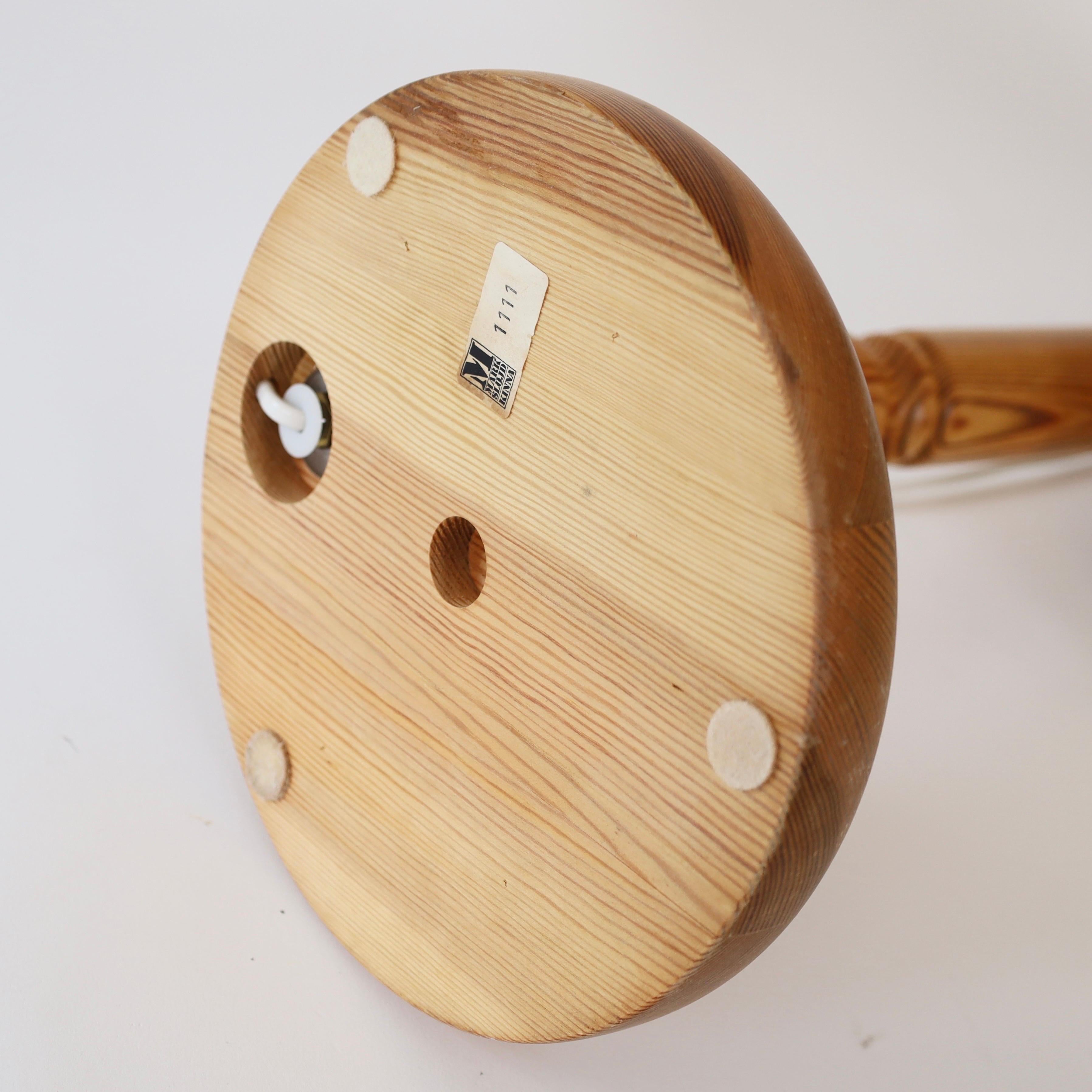 Juego de lámparas de mesa suecas de madera de pino by Markslöjd, Suecia, años 70 en venta 5