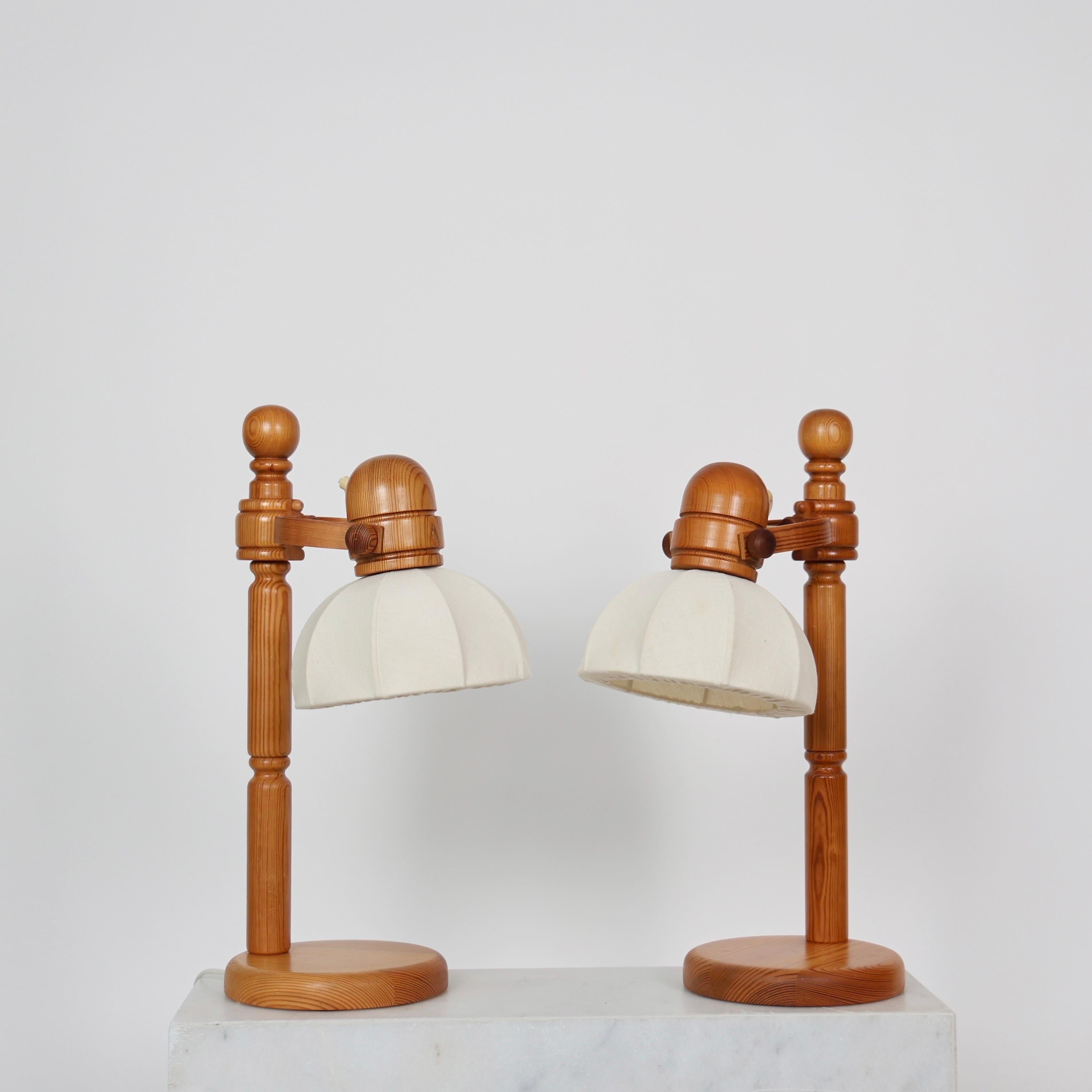 Ensemble de lampes de table en bois de pin suédois par Markslöjd, Suède, années 1980 Bon état - En vente à Værløse, DK