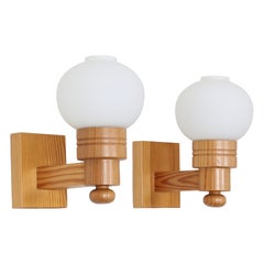 Ensemble de lampes murales suédoises en bois de pin par Aneta, Suède, 1970
