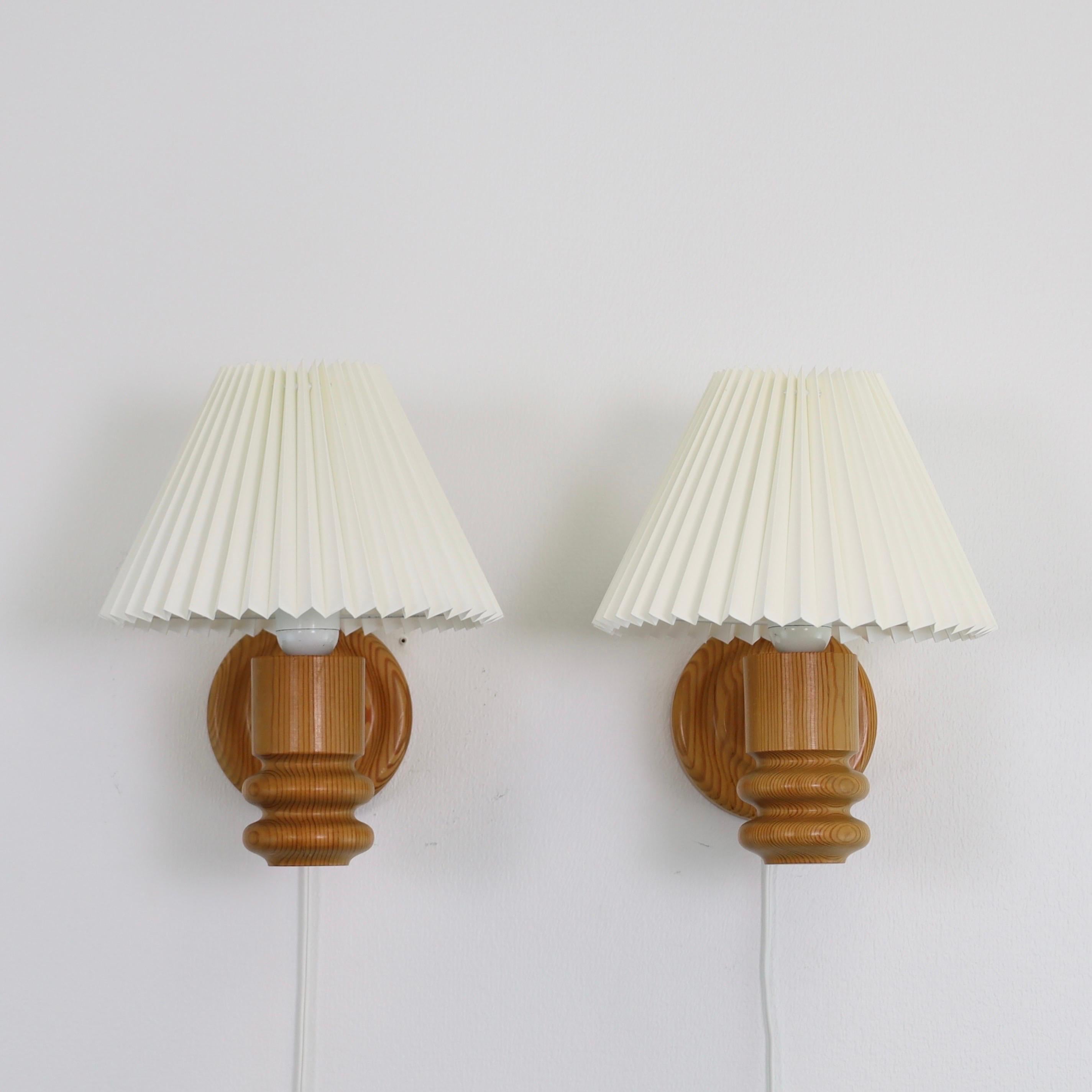 Late 20th Century Set of Swedish Pine Wood Wall Lamps by Solbackens Svarveri, Sweden, 1970s For Sale