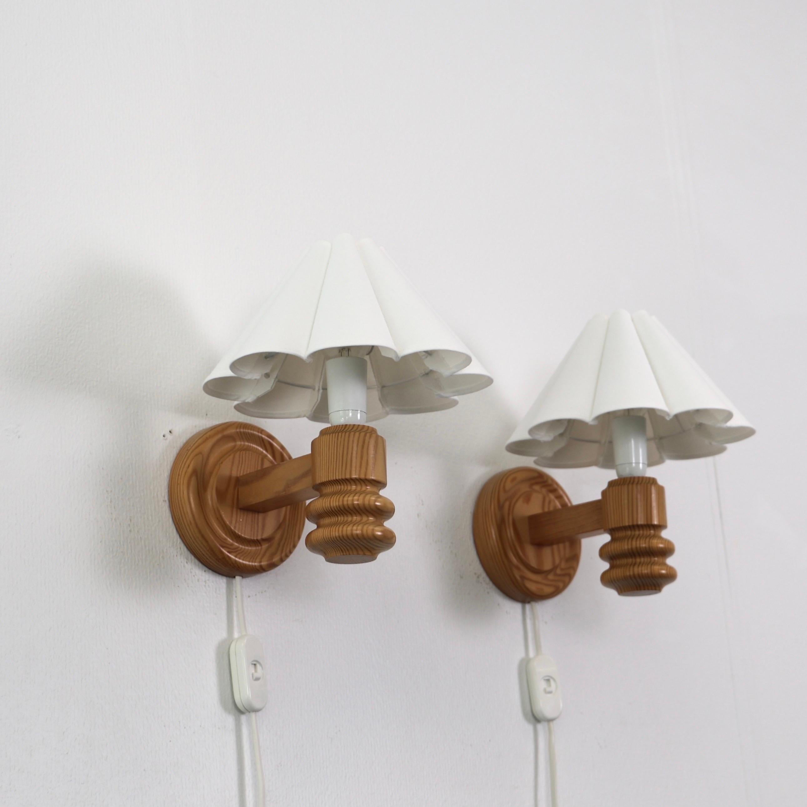 Set of Swedish Pine Wood Wall Lamps by Solbackens Svarveri, Sweden, 1970s For Sale 1