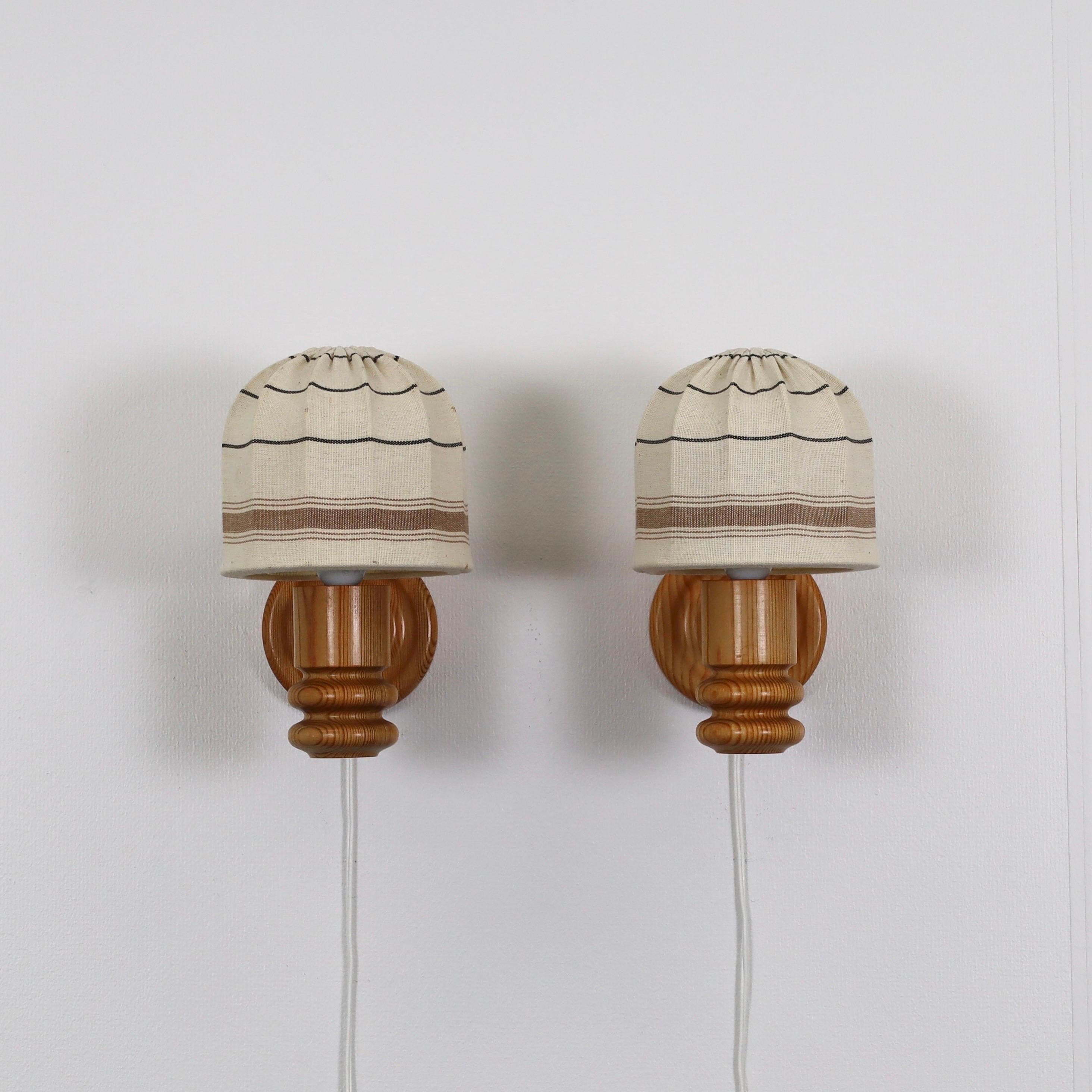 Set of Swedish Pine Wood Wall Lamps by Solbackens Svarveri, Sweden, 1970s 2