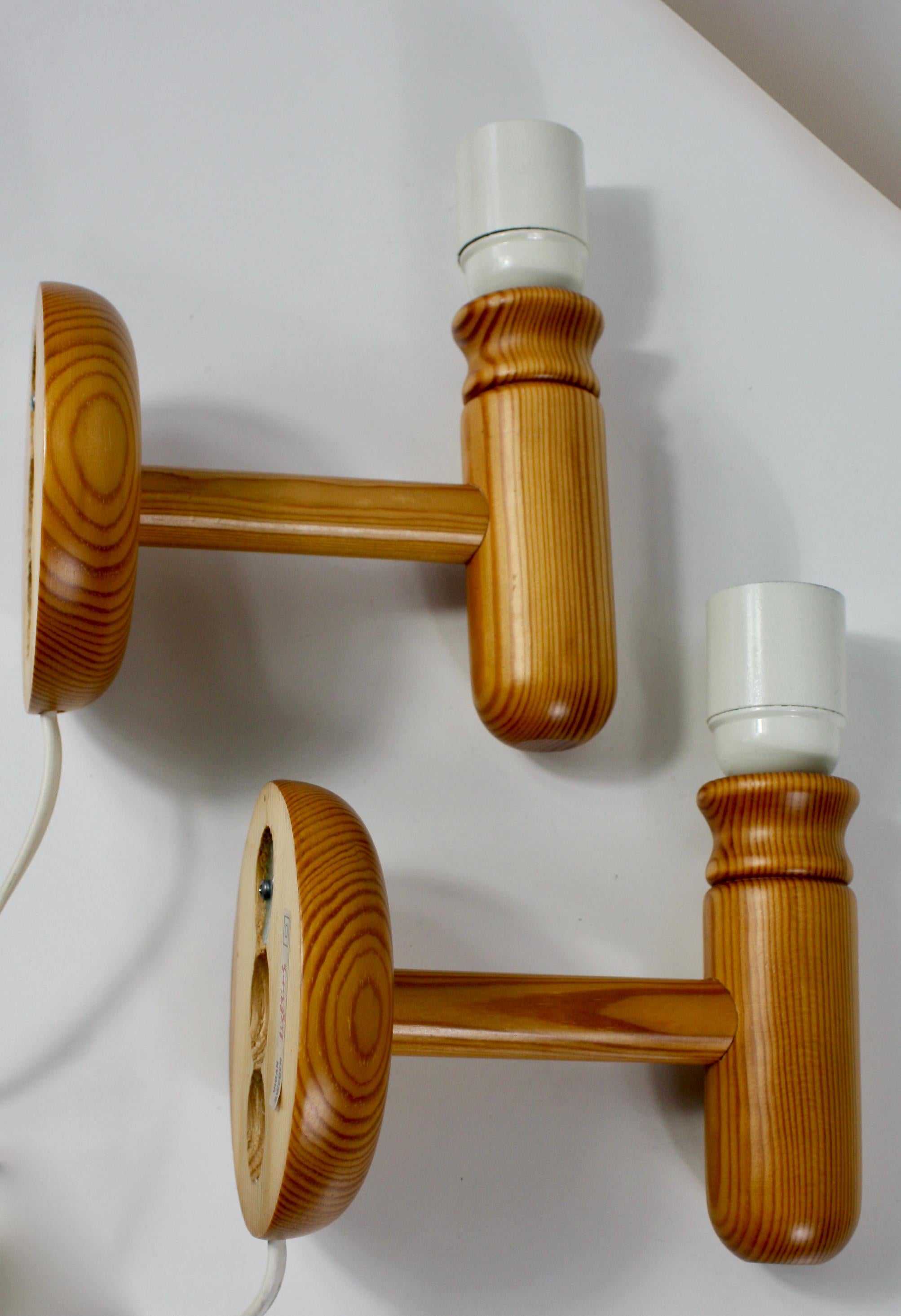 Set of Swedish Pine Wood Wall Lamps by Vigan, 1970s For Sale 7