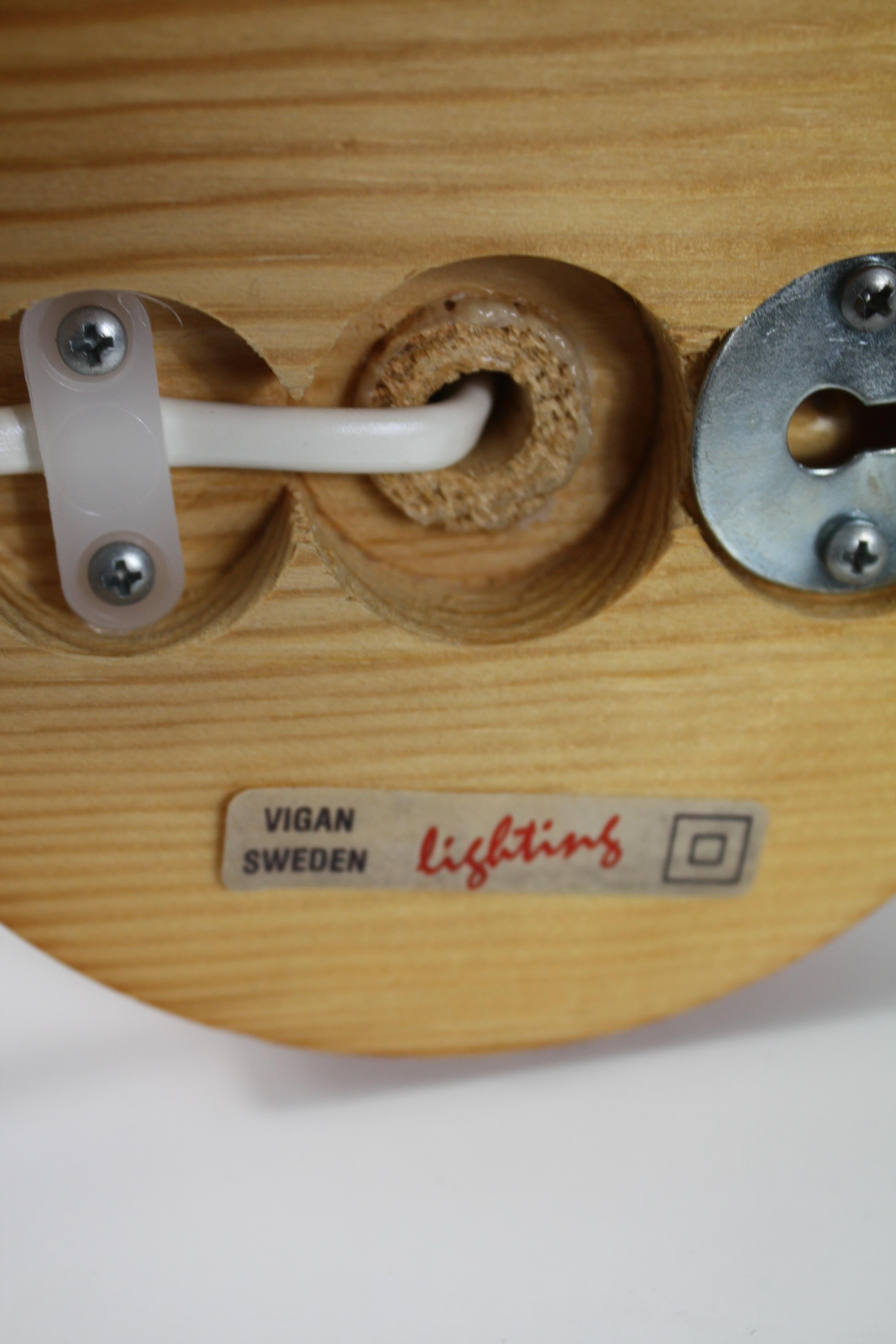 Set of Swedish Pine Wood Wall Lamps by Vigan, 1970s For Sale 11