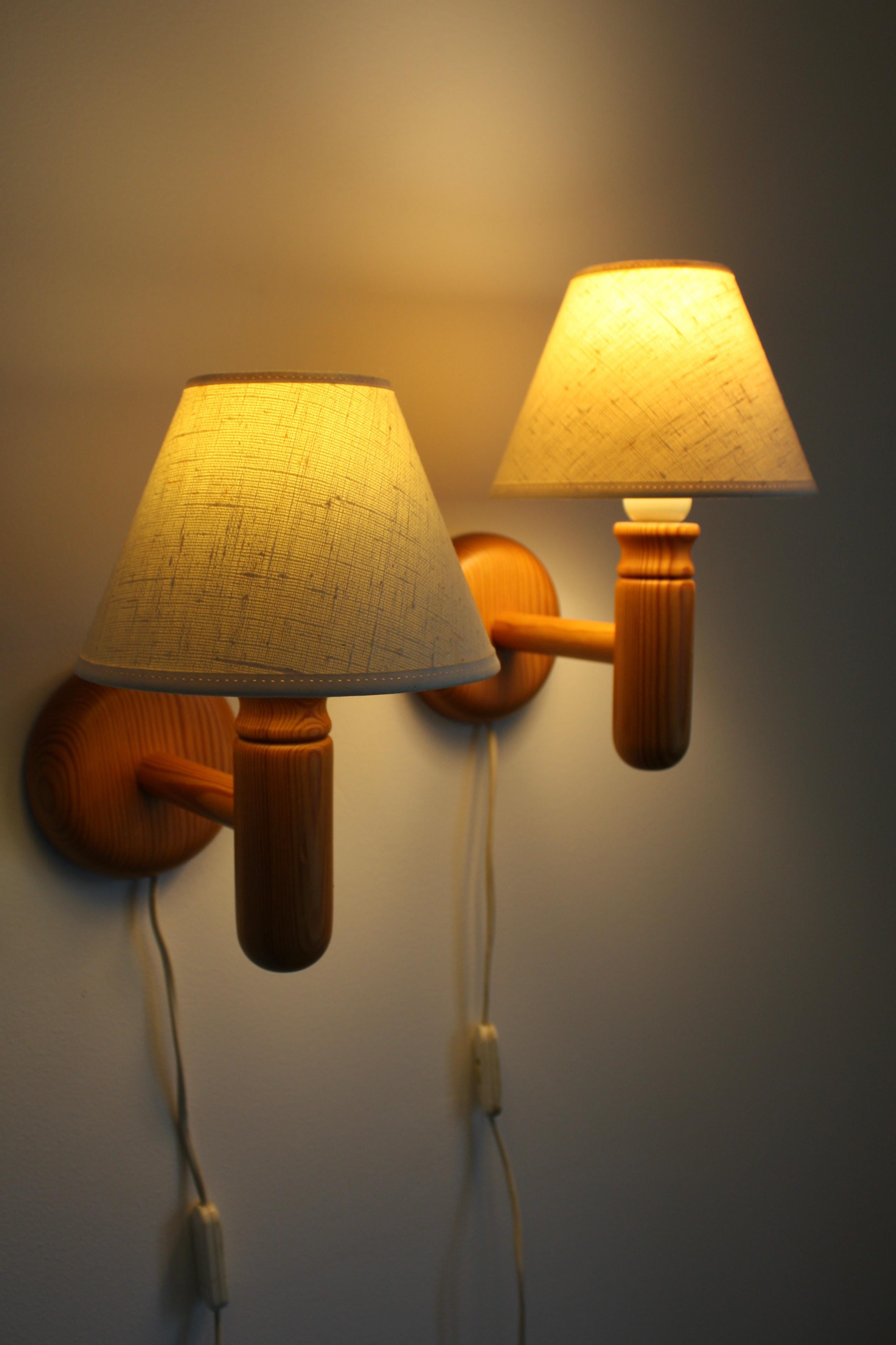 Set of Swedish Pine Wood Wall Lamps by Vigan, 1970s For Sale 3