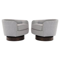 Set of Swivel Tilt Lounge Chairs by Milo Baughman, C. 1960s