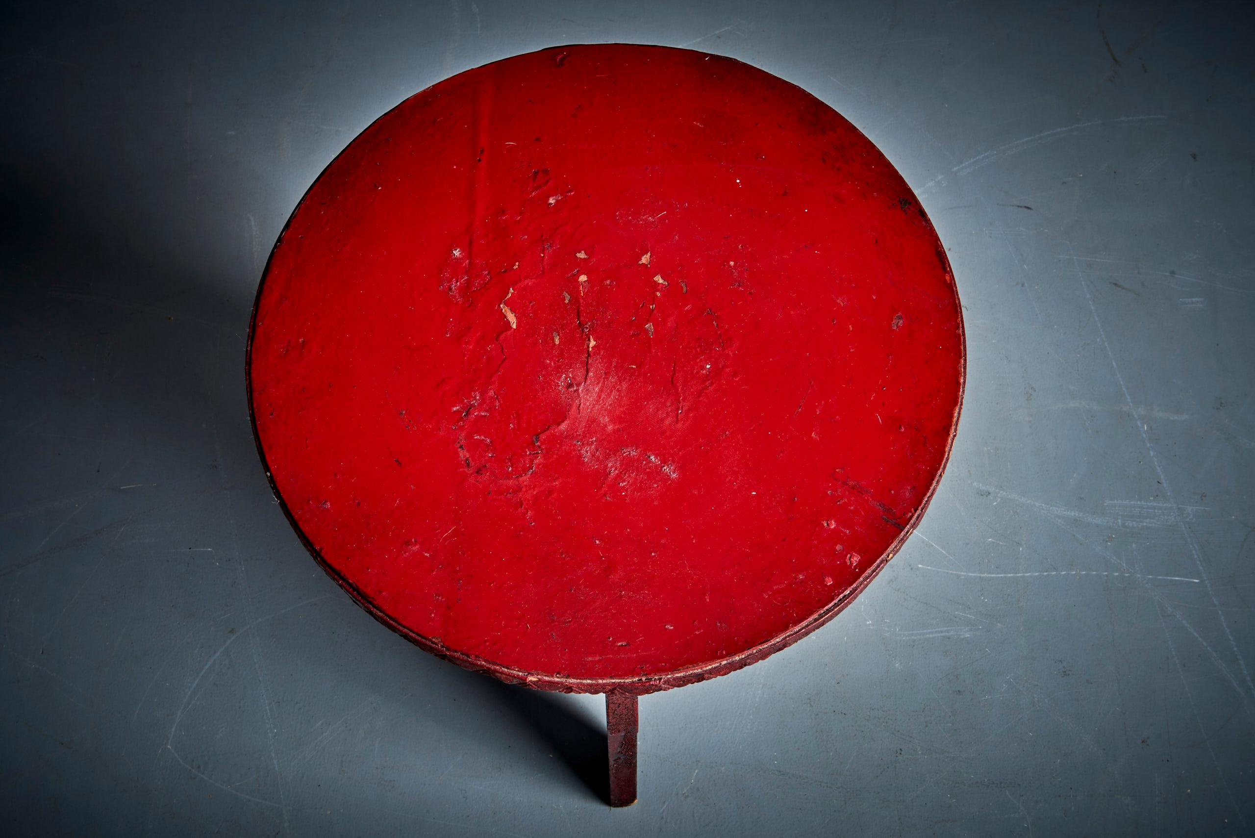 1920's Turin School design movement Set of Table and two Stools For Sale 1