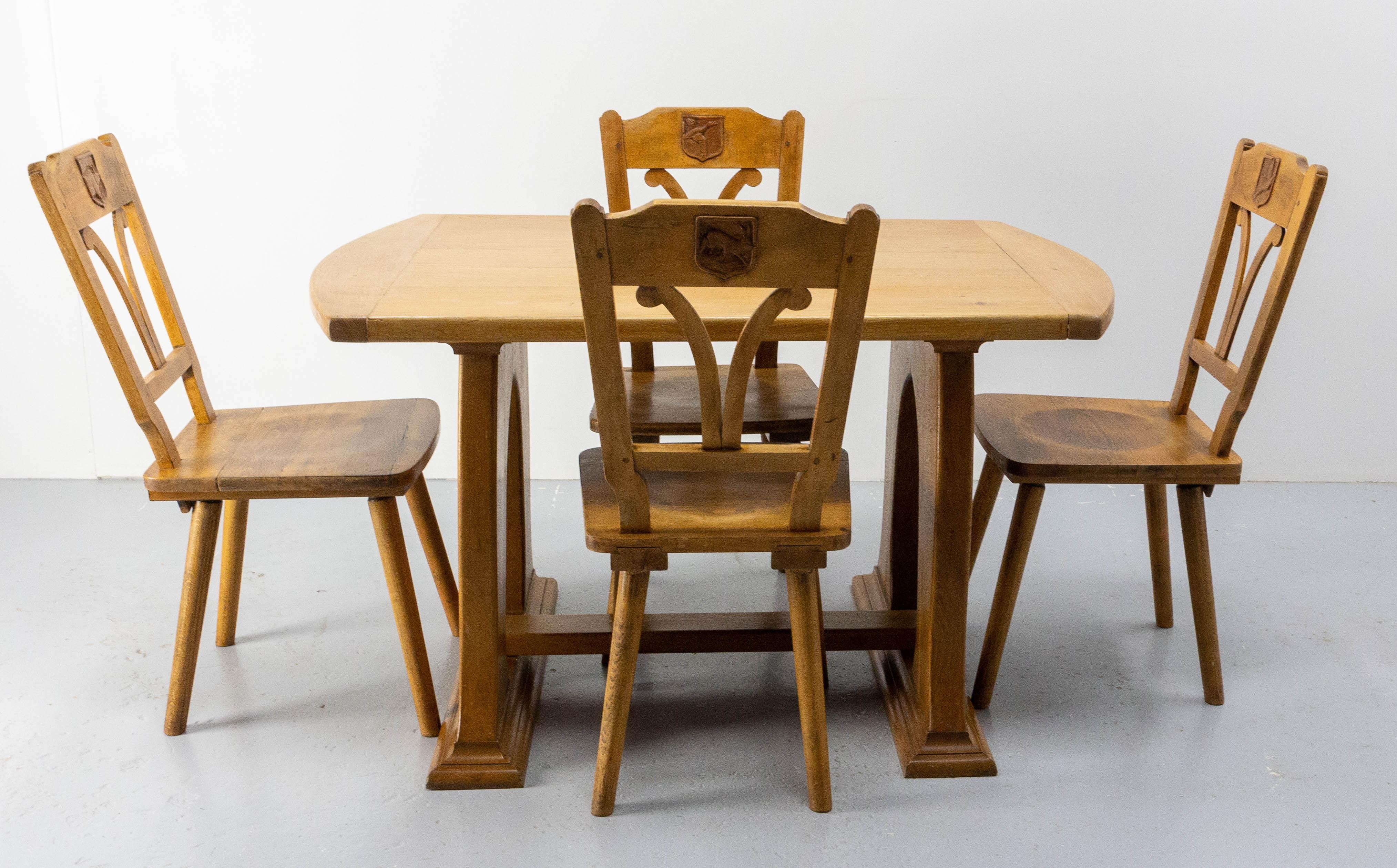 Mid-Century Modern Set of Table & Four Chairs in the Hunting Theme Oak, France, Mid-20th Century For Sale