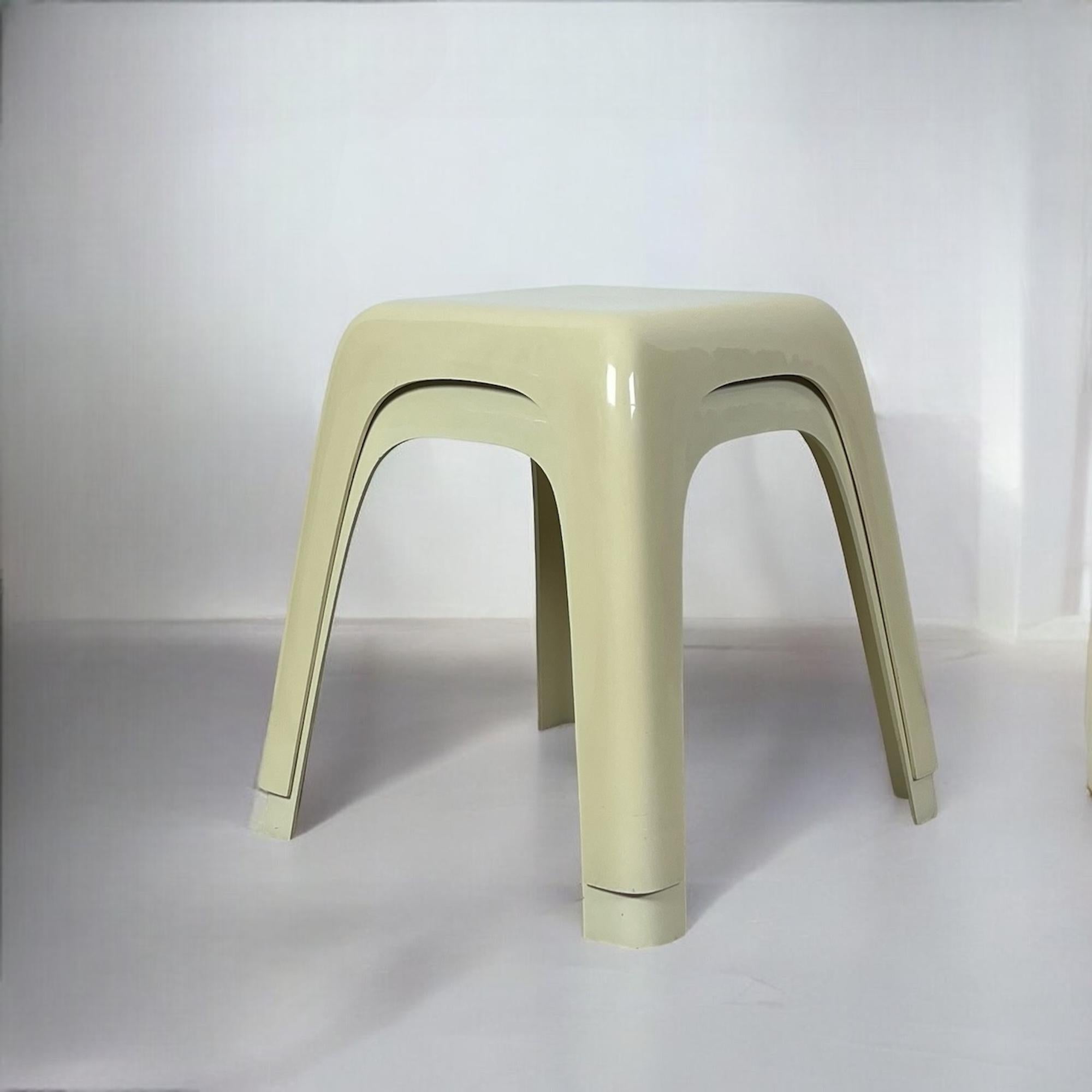 Italian Set of tables / stools SMALL by Castiglioni Gaviraghi and Lanza for Valenti, 80s