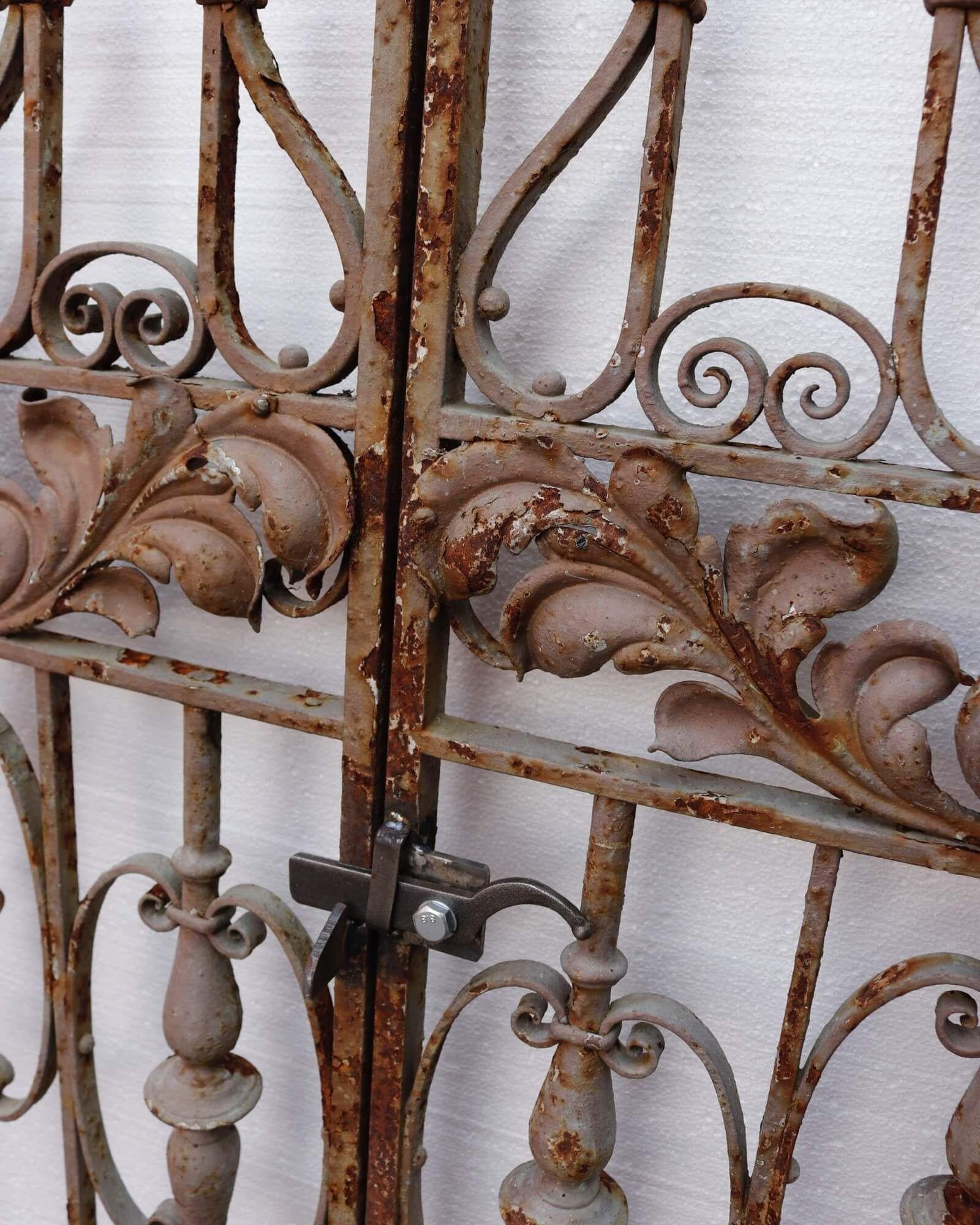 Set of Tall French Antique Wrought Iron Side Gates In Fair Condition For Sale In Wormelow, Herefordshire