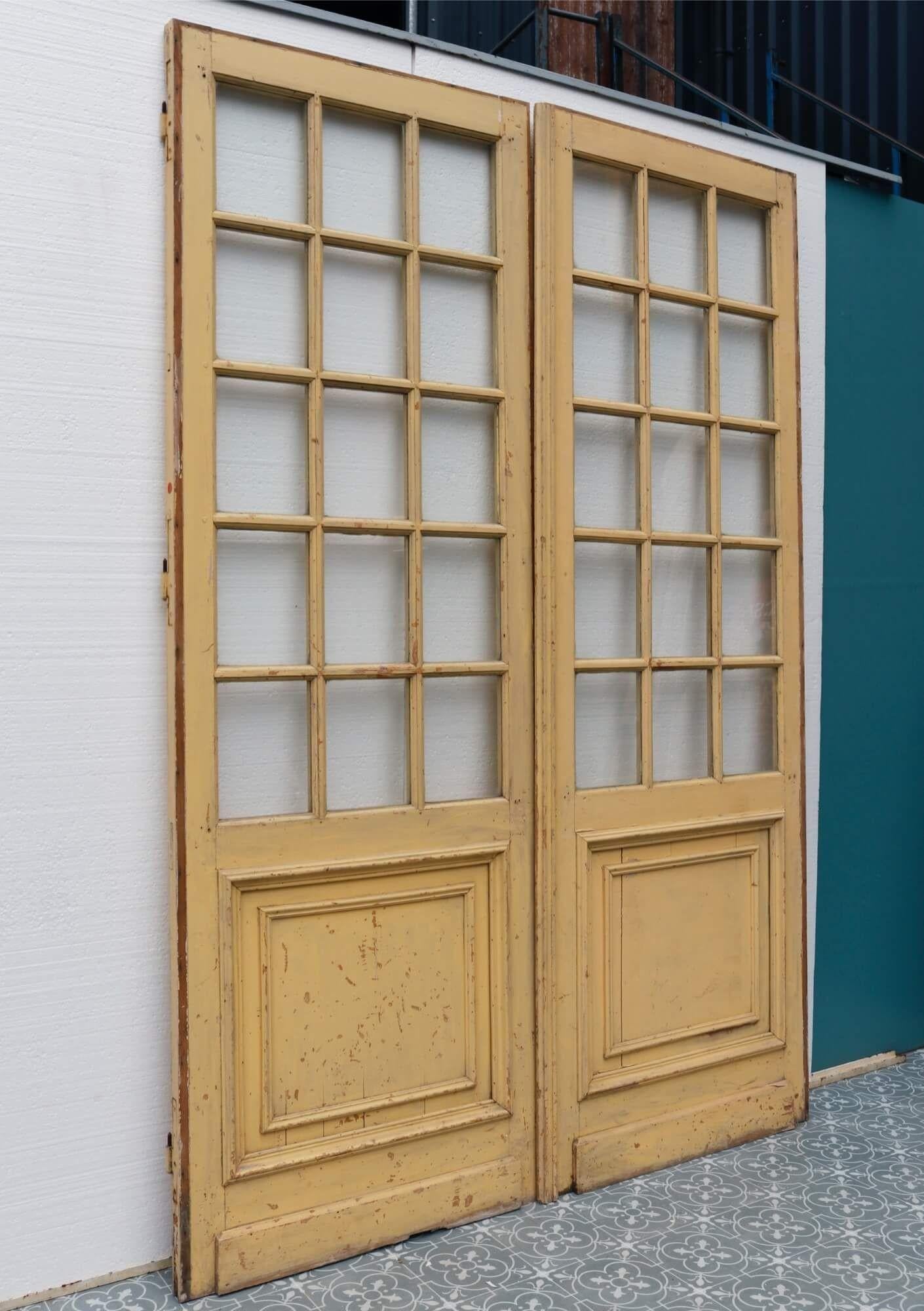 Set of Tall Glazed Reclaimed French Double Doors In Fair Condition In Wormelow, Herefordshire