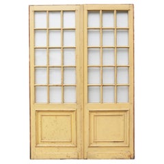 Satz hohe verglaste französische Doppeltüren aus Holz