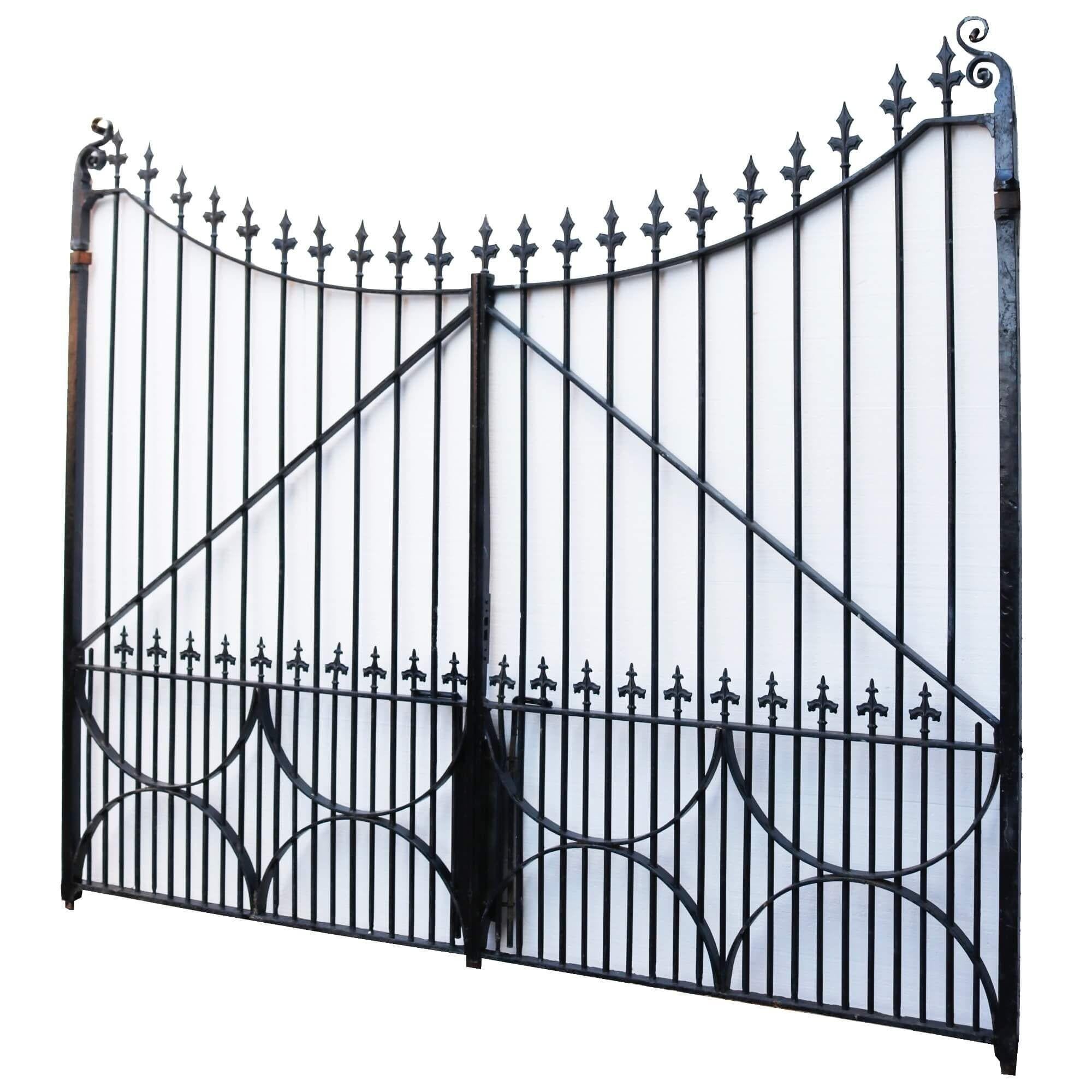 At 244cm tall, these wrought iron driveway gates make a spectacular entrance to a property or garden. Originating from the 1890s, they were made at the hand of a Victorian blacksmith and showcase a splendour of craftsmanship and historical design.