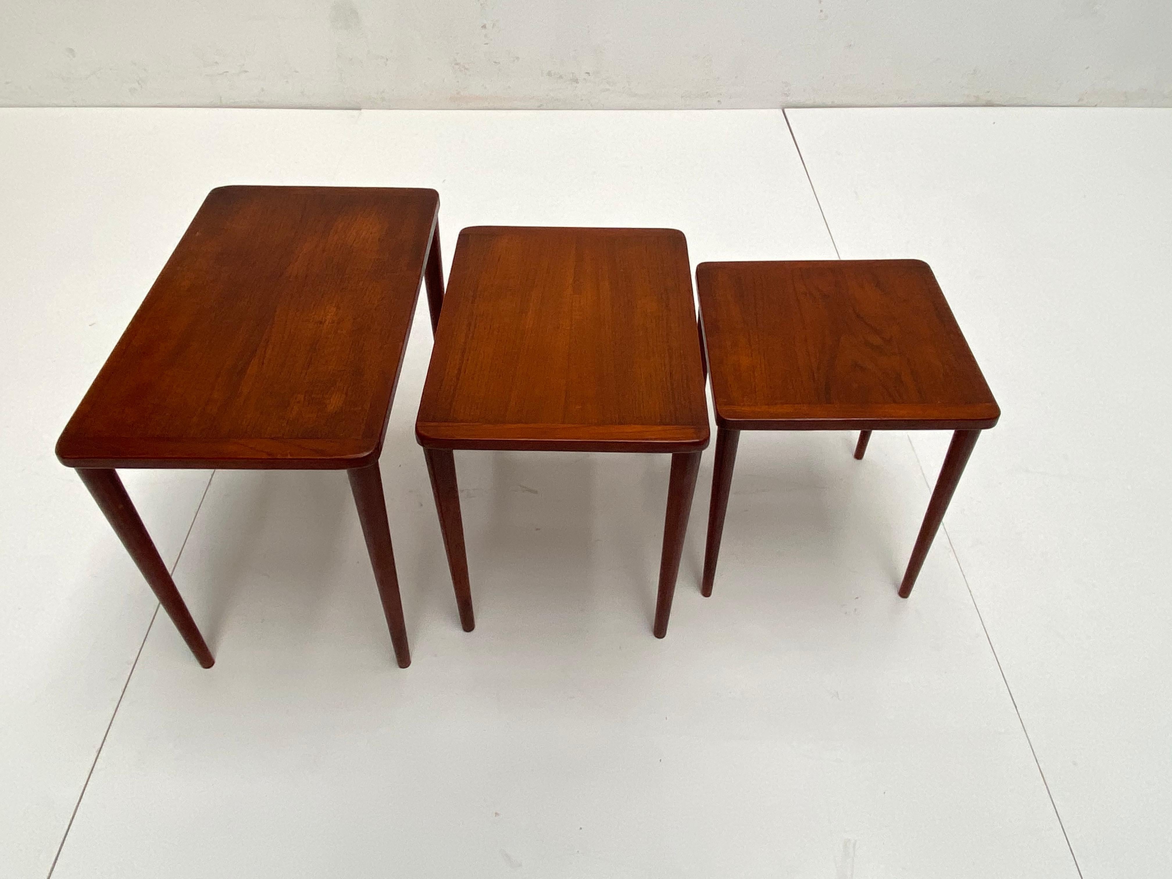 Scandinavian Modern Set of Teak Nesting Tables, 1950s, Made in Denmark For Sale