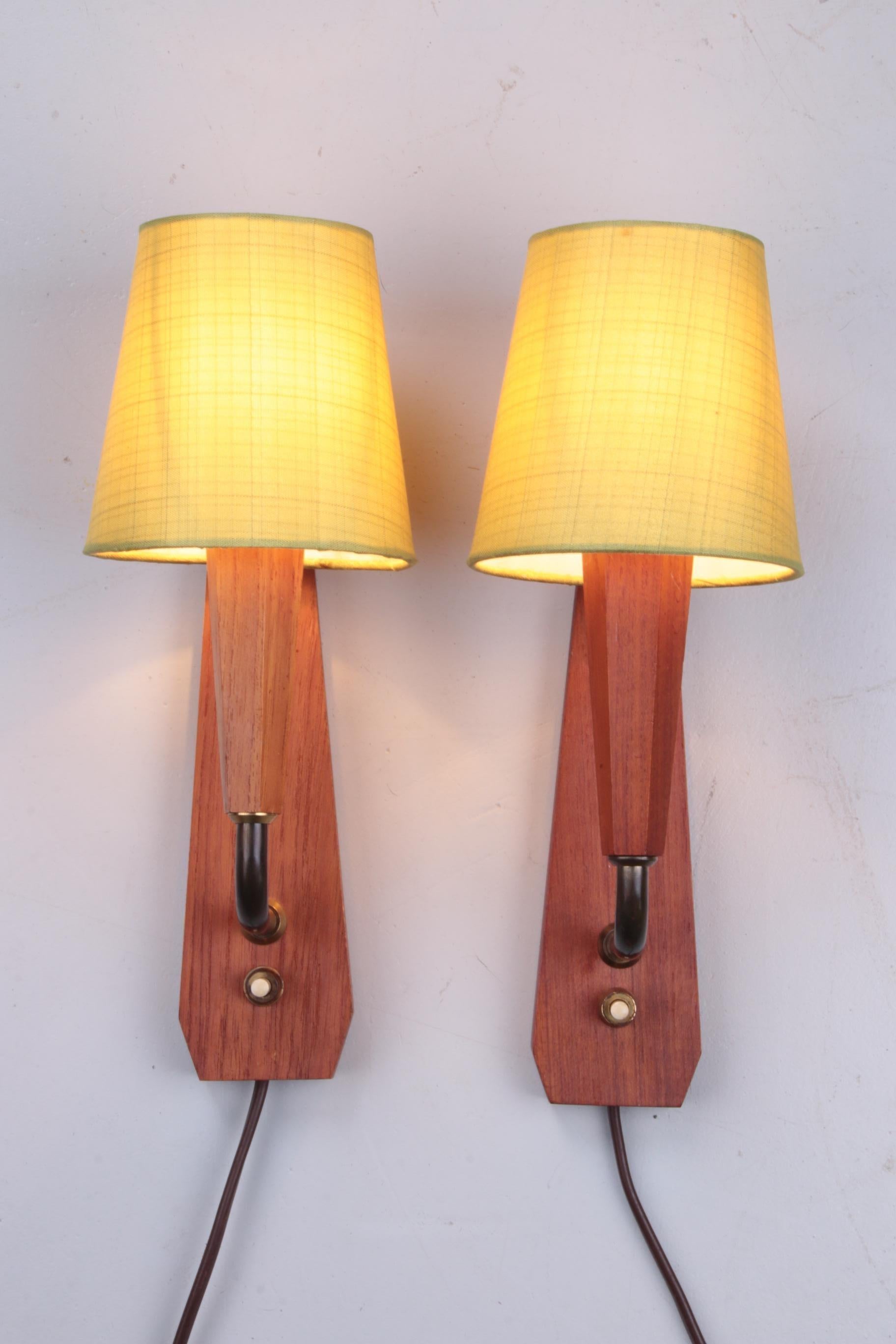 Set of Teak Wooden Danish Design Wall Lamps with Original Shade, 1960 In Fair Condition In Oostrum-Venray, NL