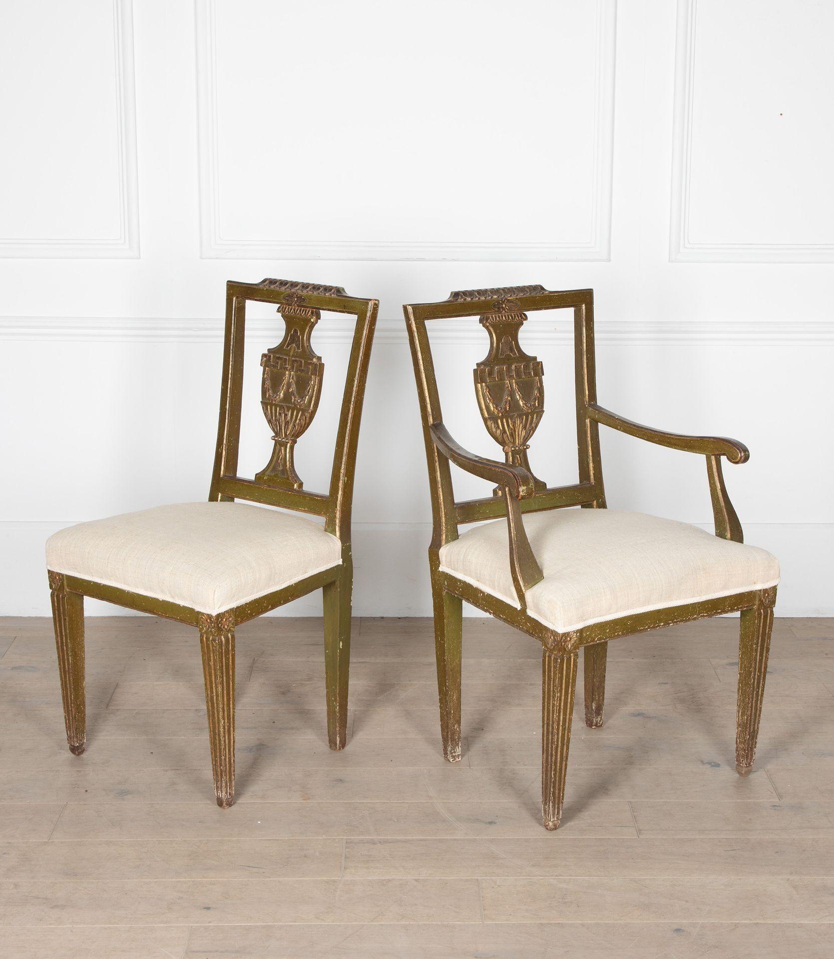 Ensemble de dix chaises de salle à manger vénitiennes du XVIIIe siècle en vente 2