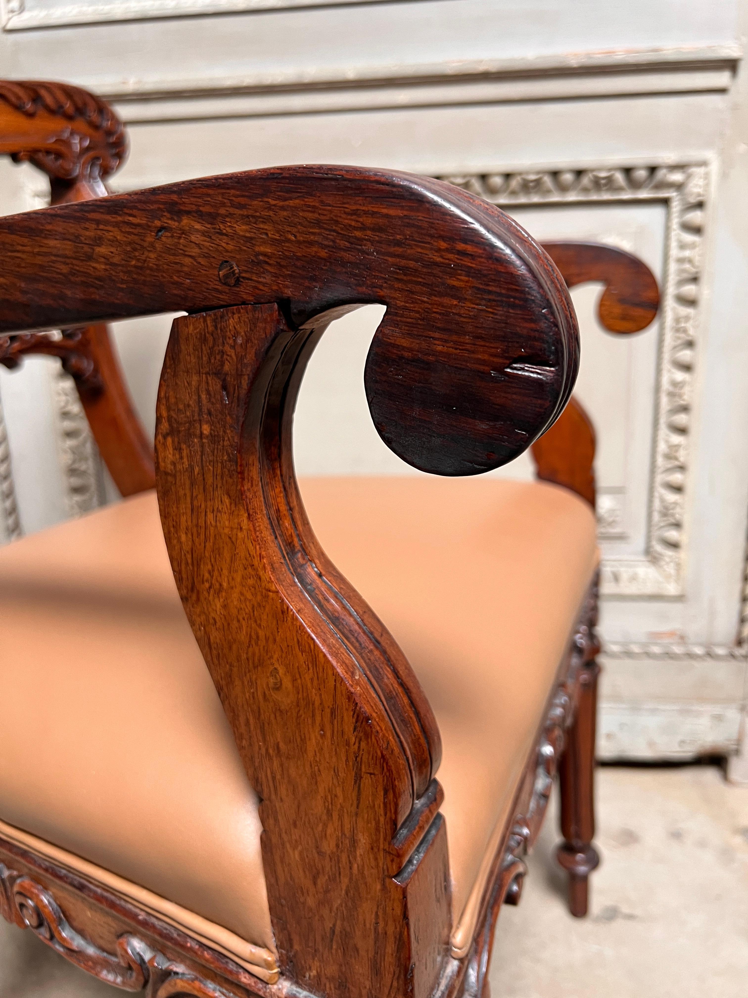 Set of Ten 19th Century Anglo-Indian Padouk Wood Dining  Armchairs For Sale 5