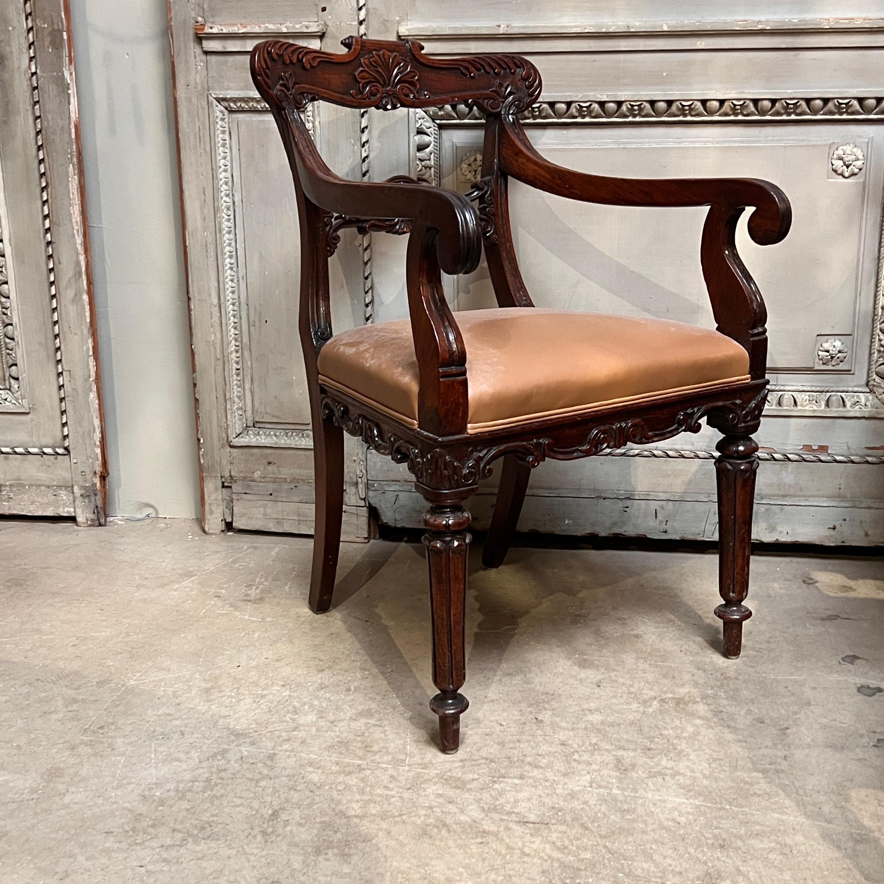 Set of Ten 19th Century Anglo-Indian Padouk Wood Dining  Armchairs In Good Condition For Sale In Dallas, TX