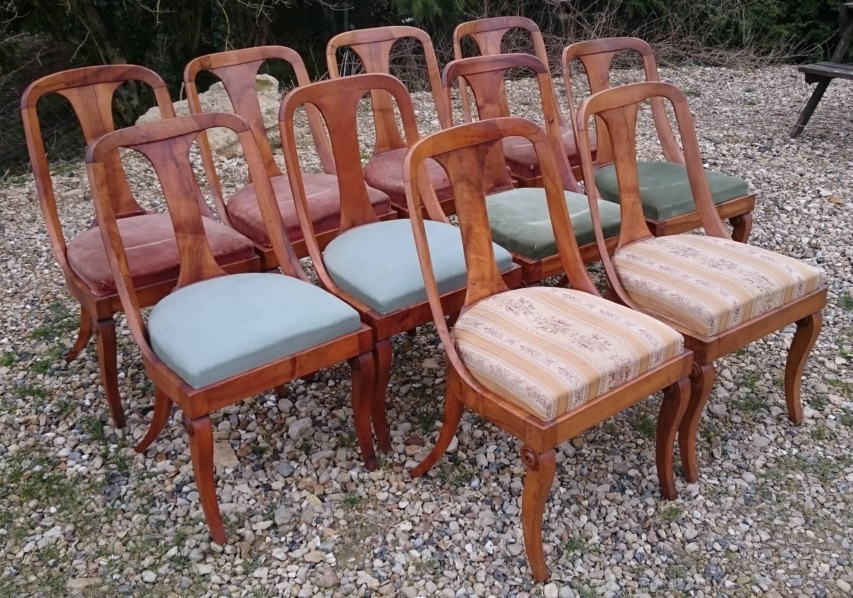 Austrian Set of Ten 19th Century Antique Walnut Biedermeier Dining Chairs