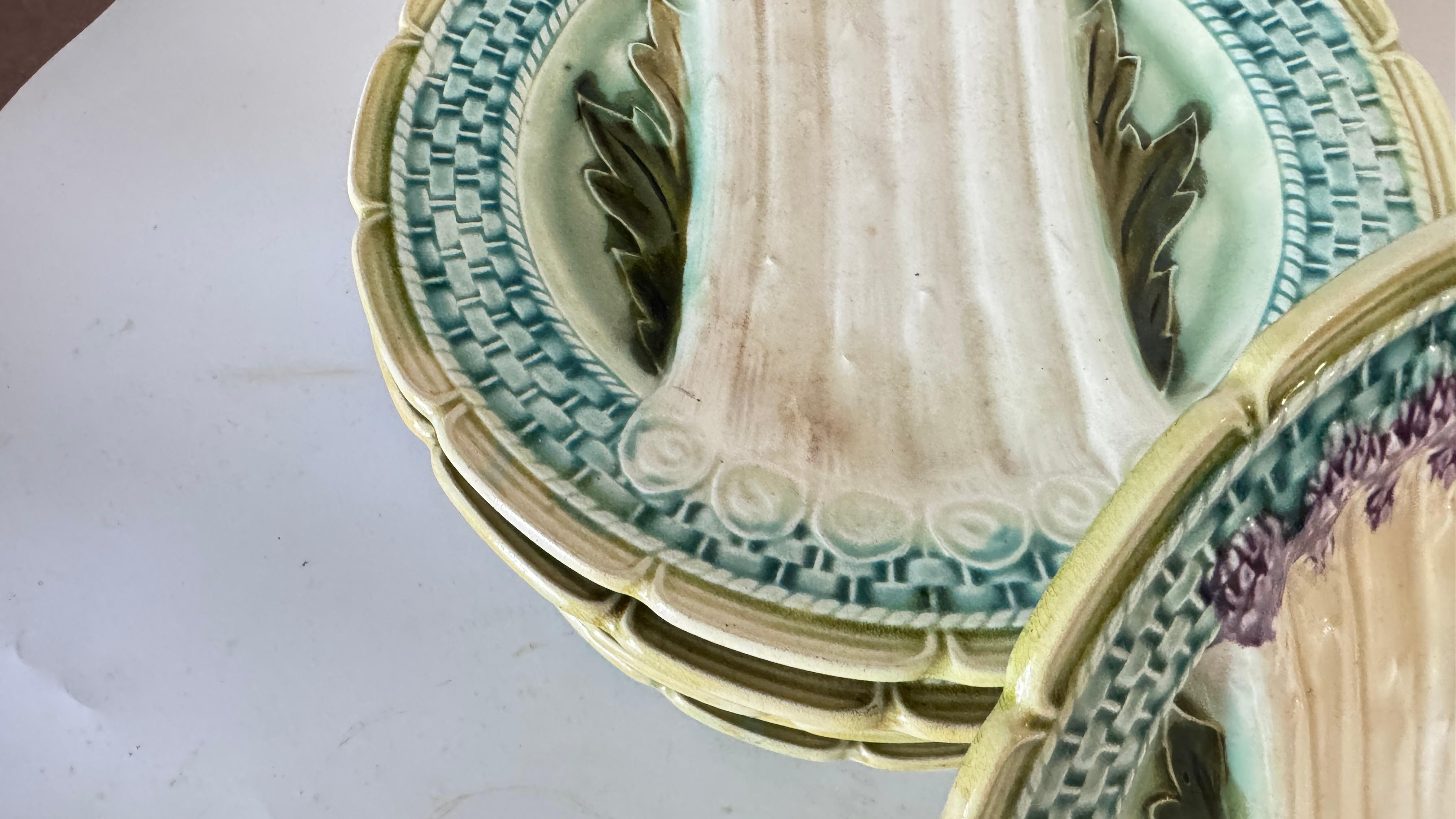 Set of ten, 19th Century Majolica Asparagus Plates Orchies, signed en venta 8