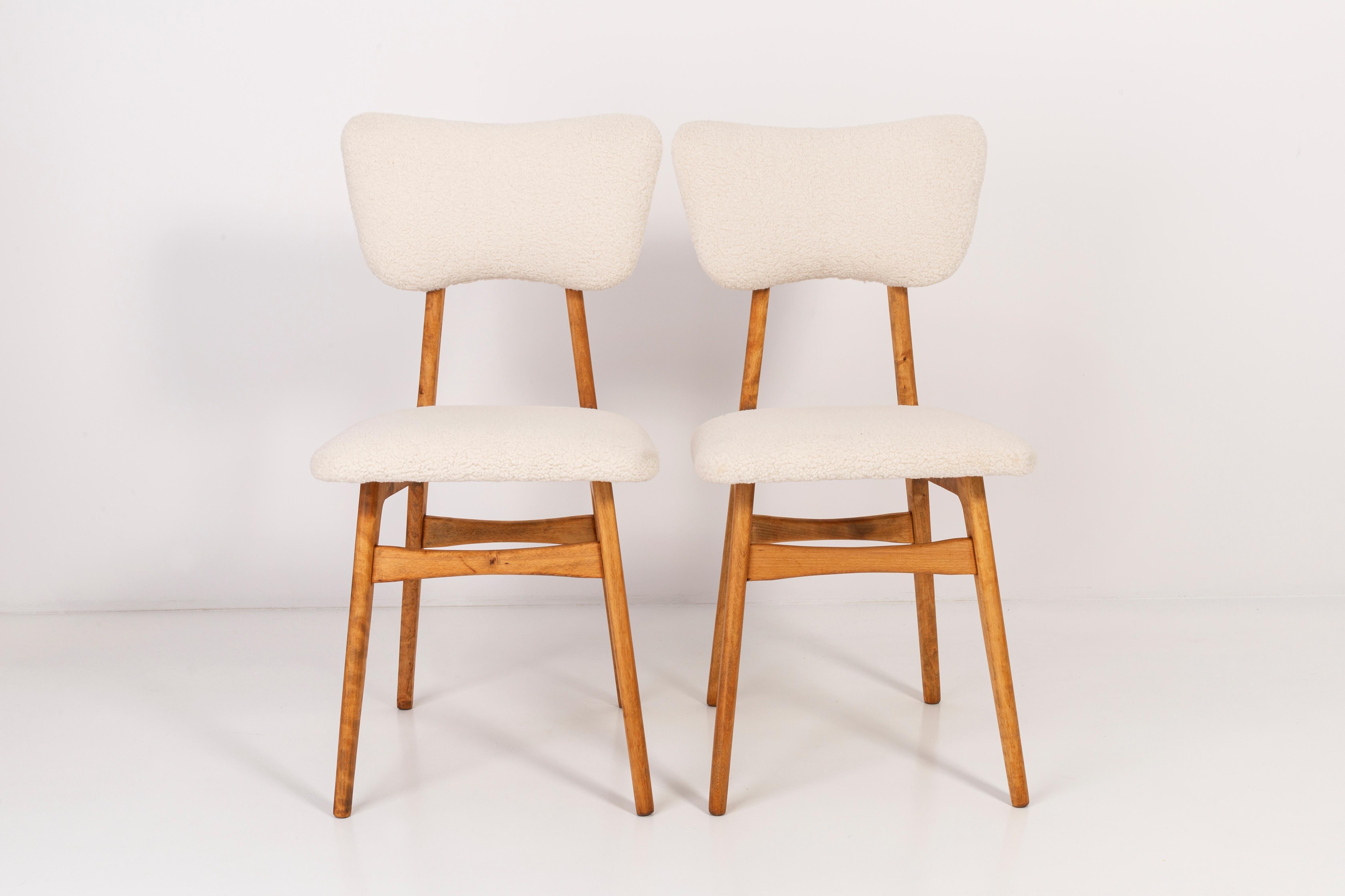 Set of Ten 20th Century Light Crème Boucle Chairs, 1960s For Sale 7