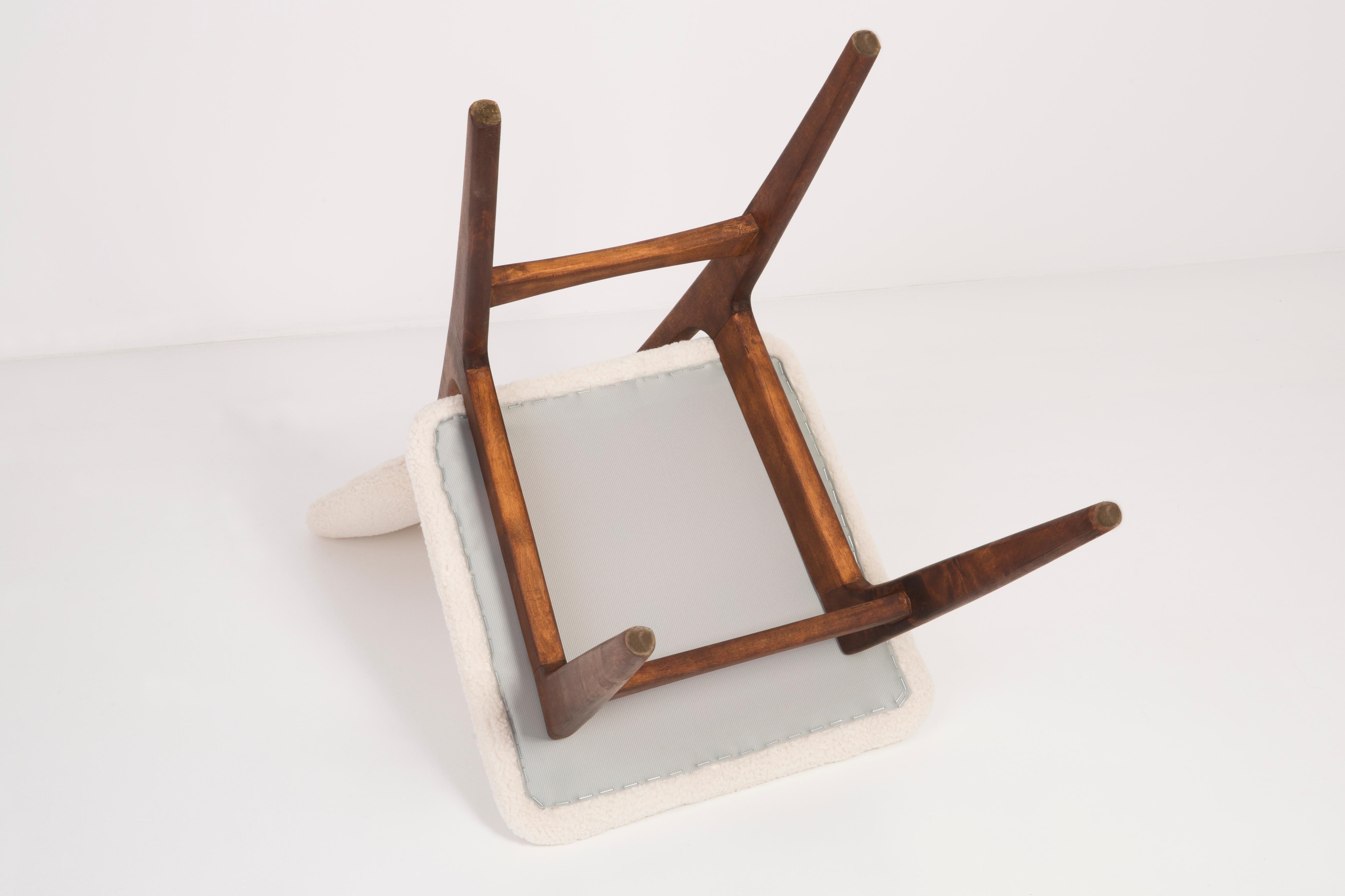 Ensemble de dix chaises lumineuses en bouclette Crme du XXe siècle, années 1960 en vente 7