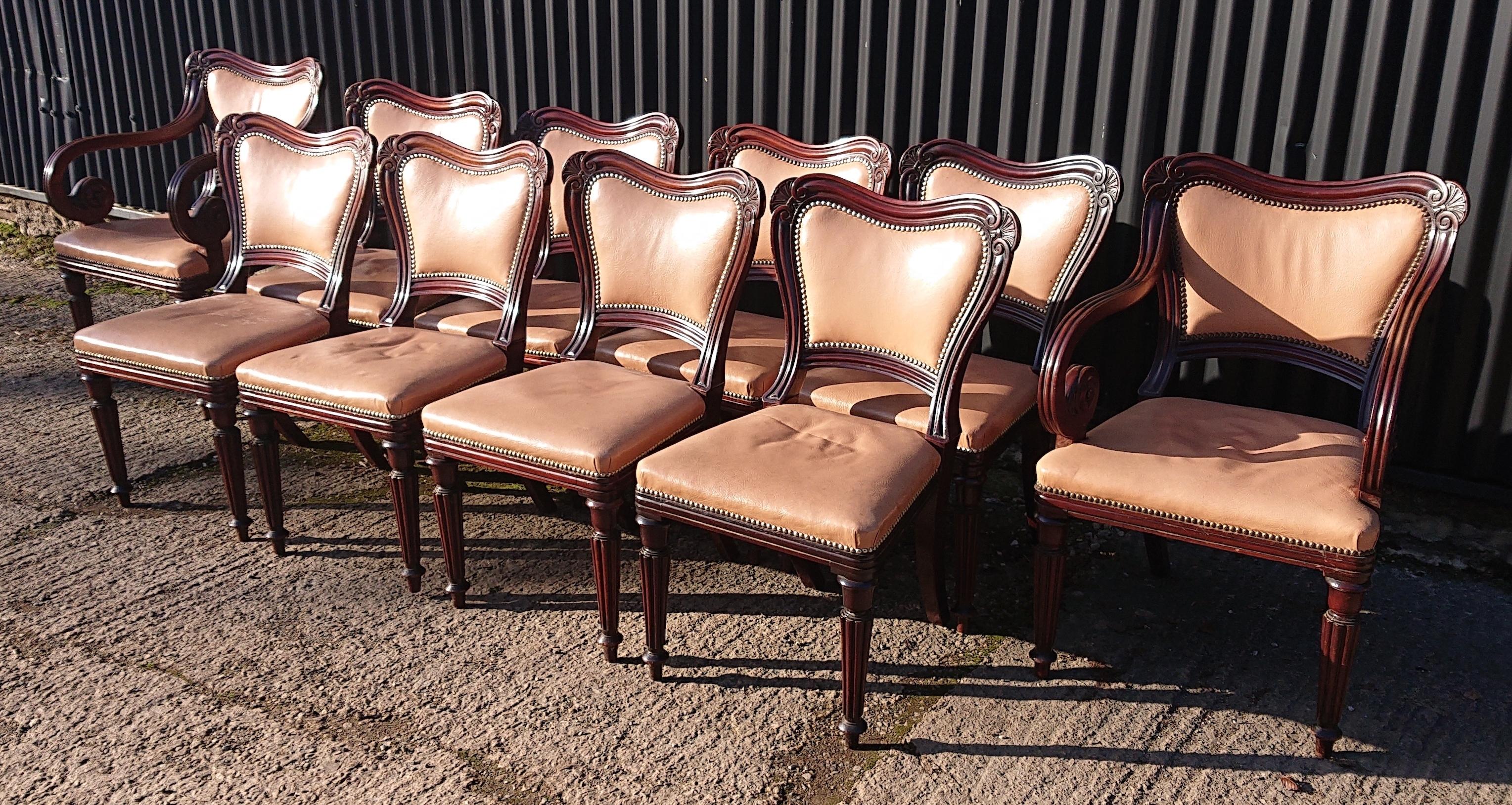 Set of Ten Antique Dining Chairs by Gillow of Lancaster and London In Fair Condition For Sale In Gloucestershire, GB