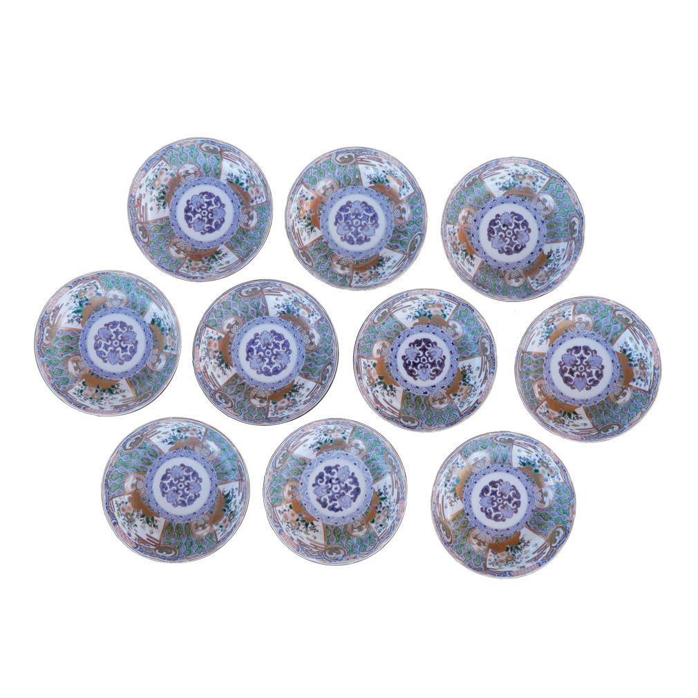Japonais Ensemble de dix bols anciens en porcelaine japonaise Imari Porcelain en vente