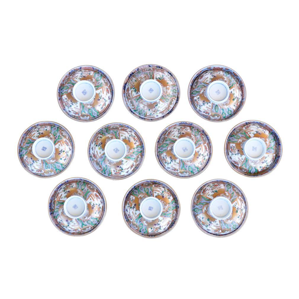 Cuit Ensemble de dix bols à soupe couverts anciens en porcelaine Imari Porcelain en vente