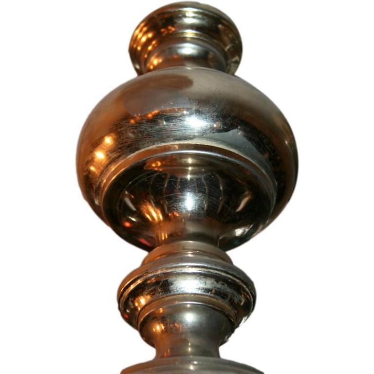 Lampadario Moderno placcato in argento In condizioni buone in vendita a New York, NY