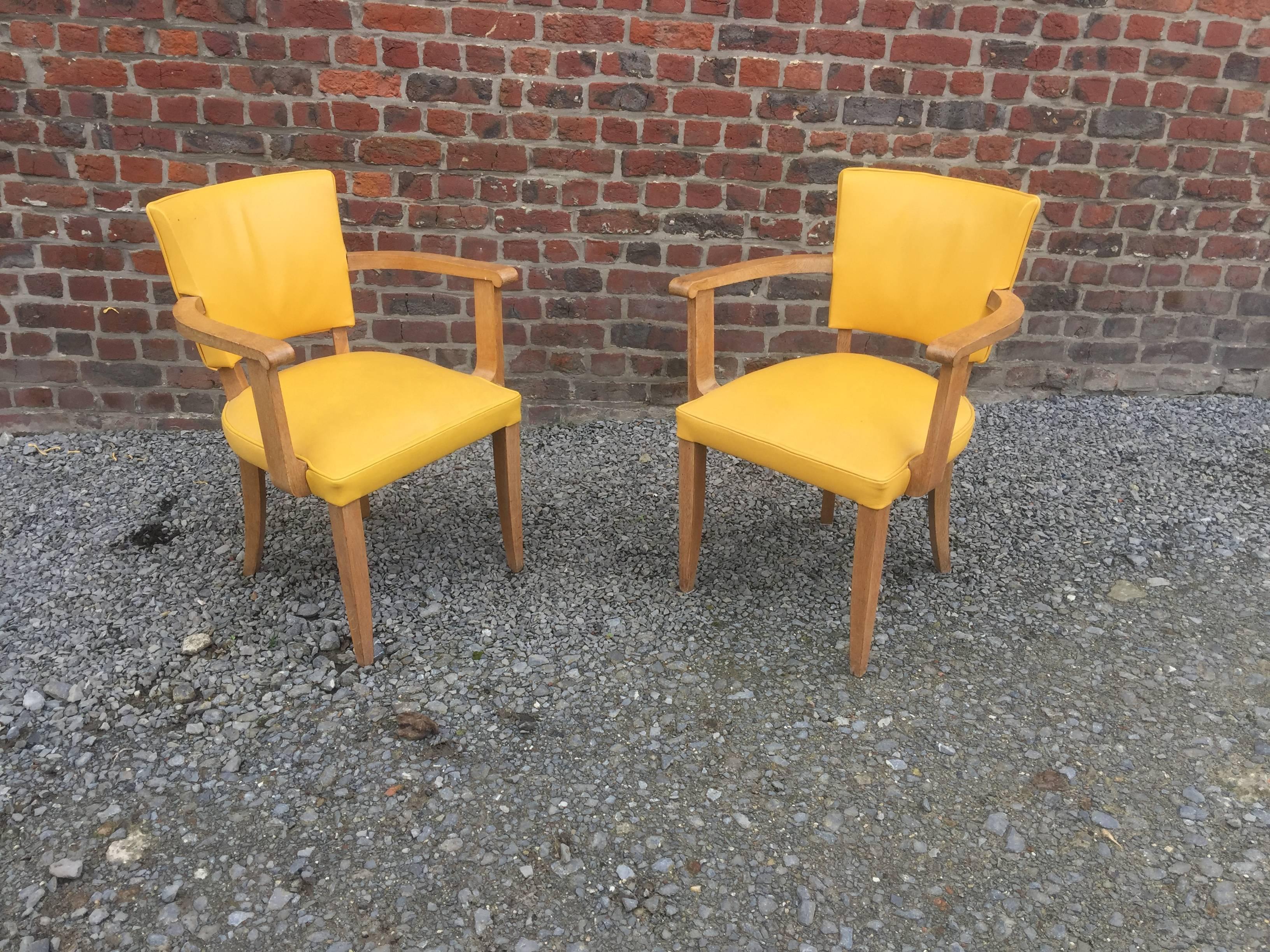 Set of Ten Art Deco Armchairs in Oak and Leather, circa 1940 For Sale 2