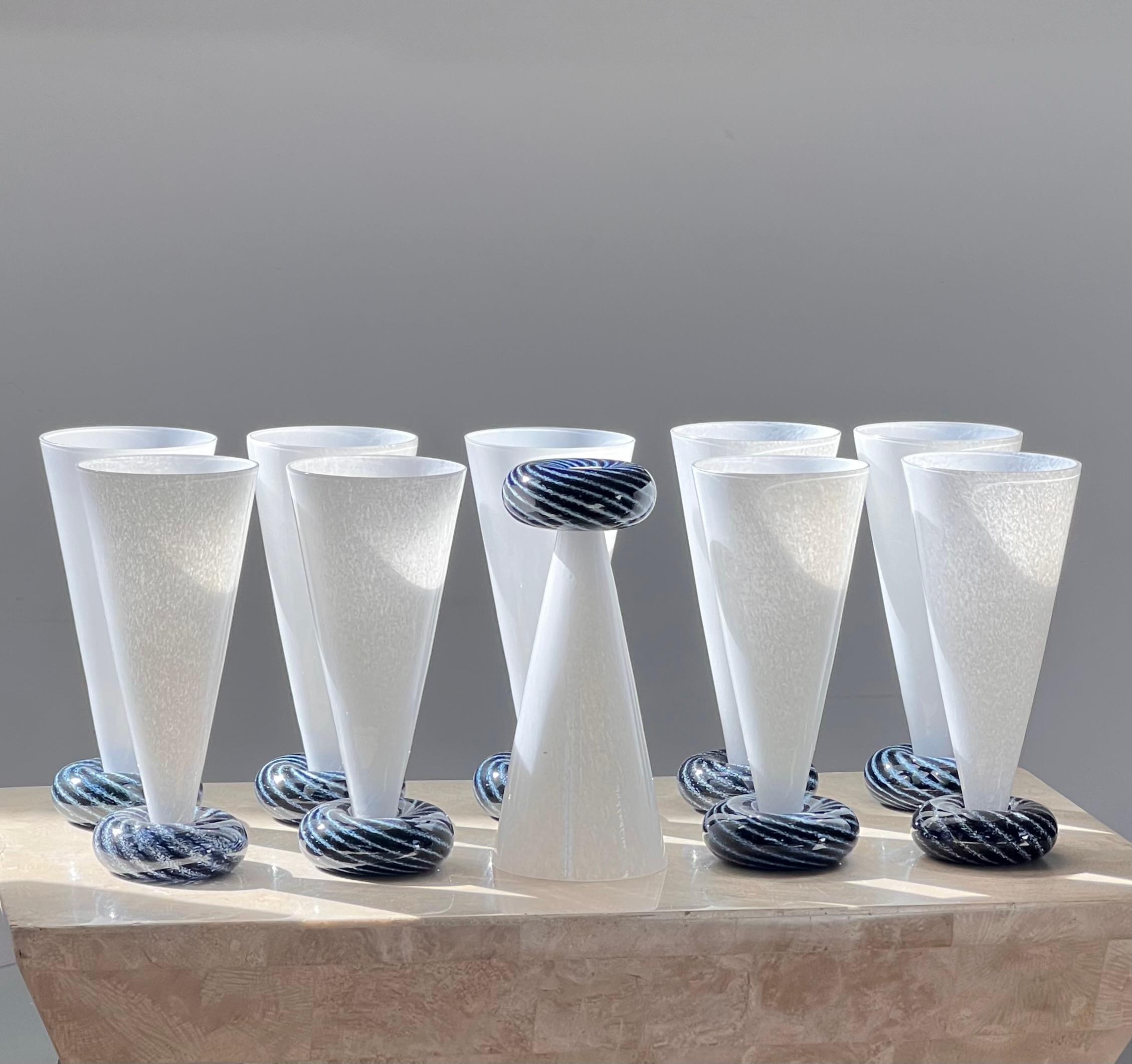 Set of ten art glass champagne flutes by R. Guy Corrie, late 20th century 8