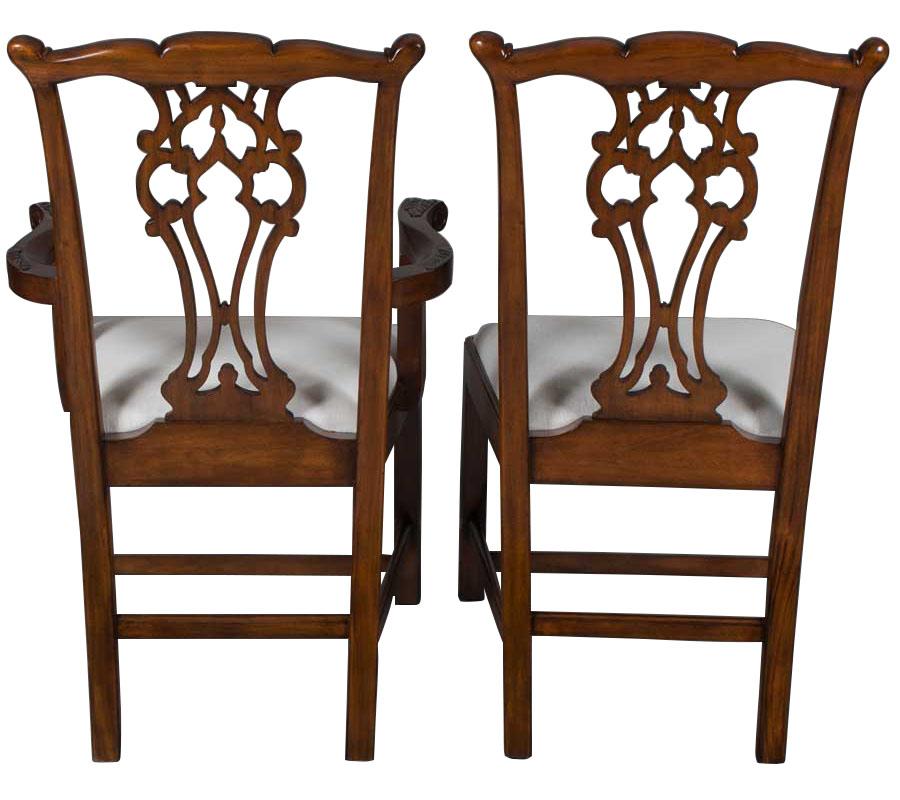 Set of Ten Carved Mahogany Chippendale Style Mahogany Dining Room Chairs In New Condition In Atlanta, GA