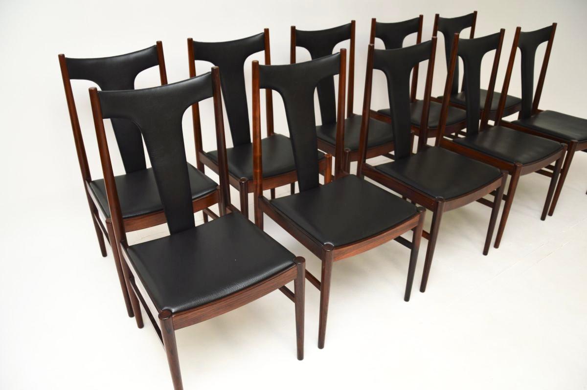 Tavolo da pranzo danese vintage e dieci sedie di Arne Vodder per Sibast in vendita 3