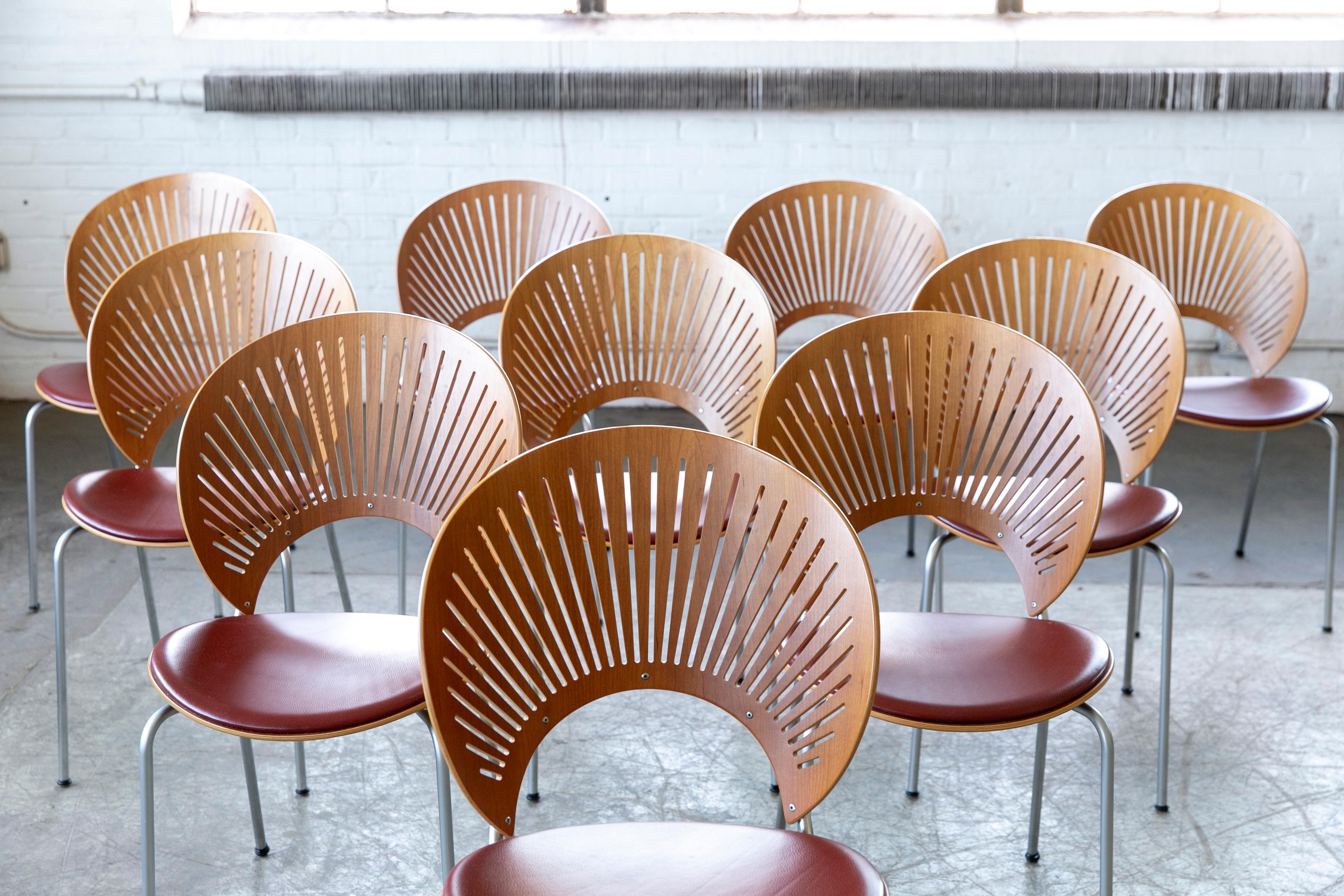 Danois Ensemble de dix chaises de salle à manger danoises modèle Trinidad par Nana Ditzel en vente