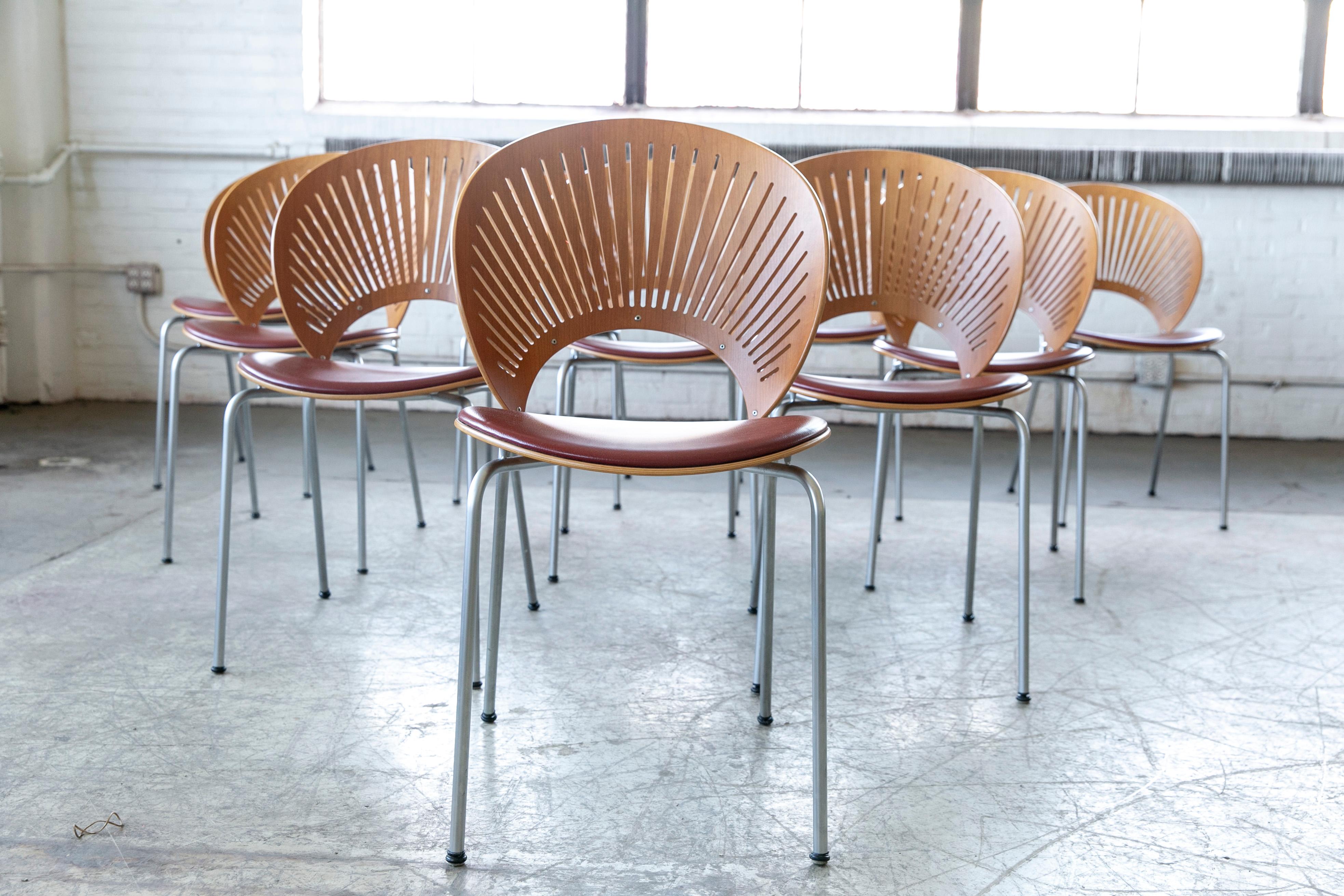 Tacheté Ensemble de dix chaises de salle à manger danoises modèle Trinidad par Nana Ditzel en vente
