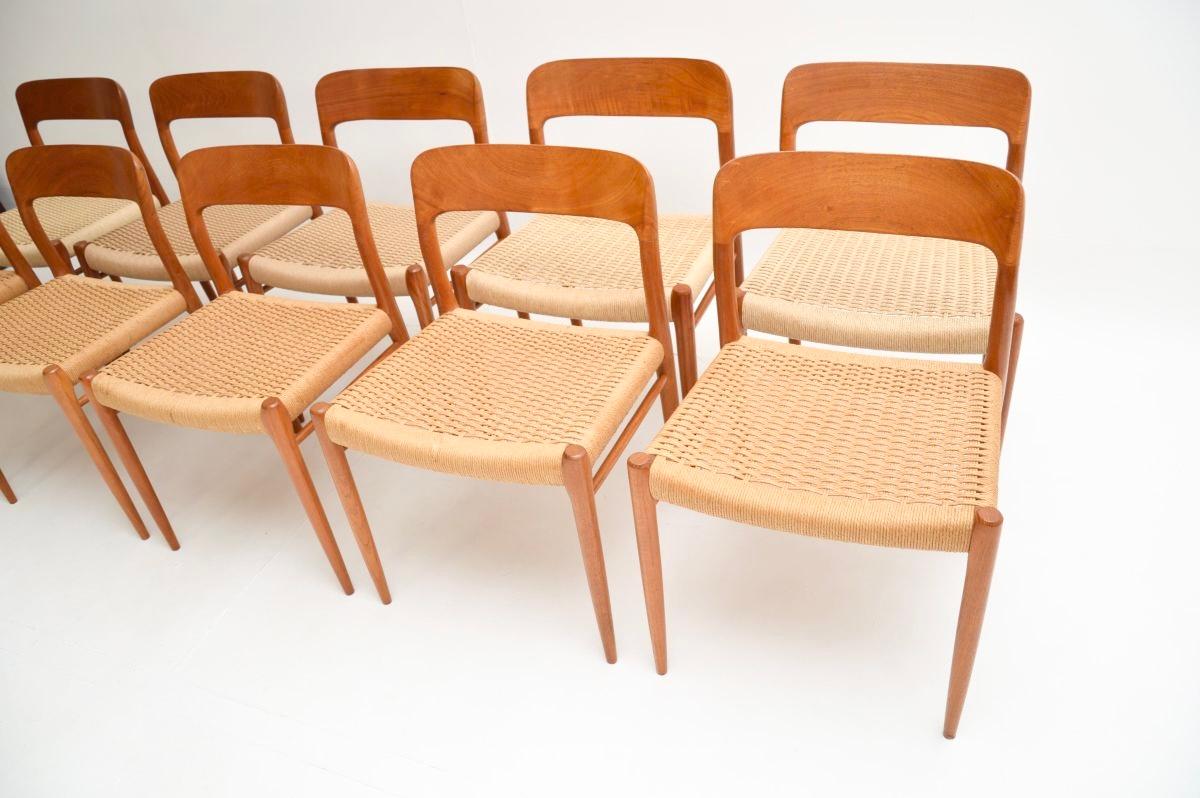 Set of Ten Danish Vintage Teak Model 75 Dining Chairs by Niels Moller In Good Condition In London, GB