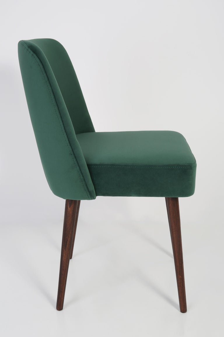 Mid-Century Modern Set of Ten Dark Green Velvet 'Shell' Chairs, 1960s For Sale
