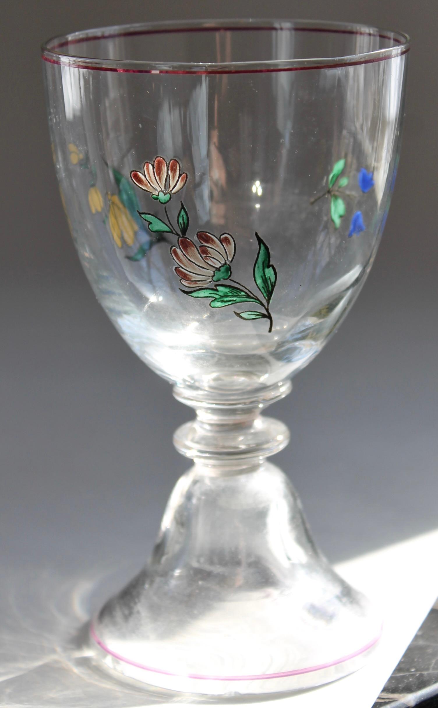 Cristallo Set di dieci bicchieri di cristallo dipinti a mano in stile Deco in vendita