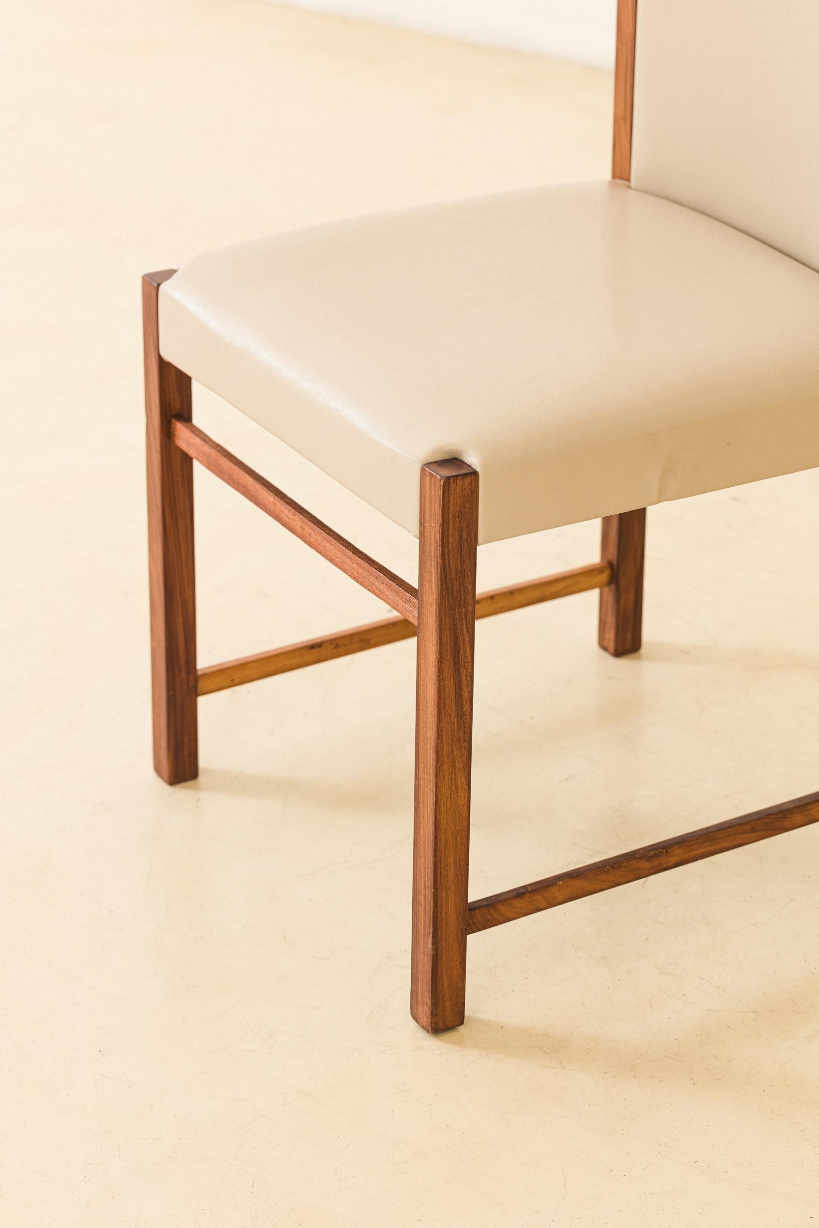 Set of Ten Dining Chairs by Móveis Cimo, Mid-Century Brazilian Design, 1960s For Sale 8