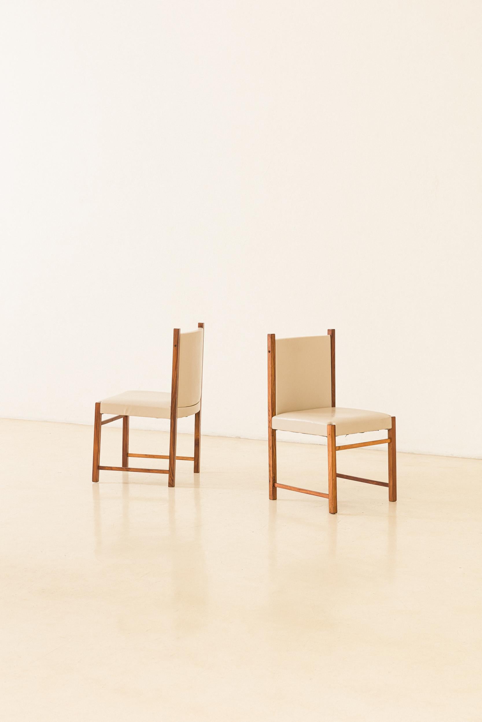 Set of Ten Dining Chairs by Móveis Cimo, Mid-Century Brazilian Design, 1960s For Sale 1