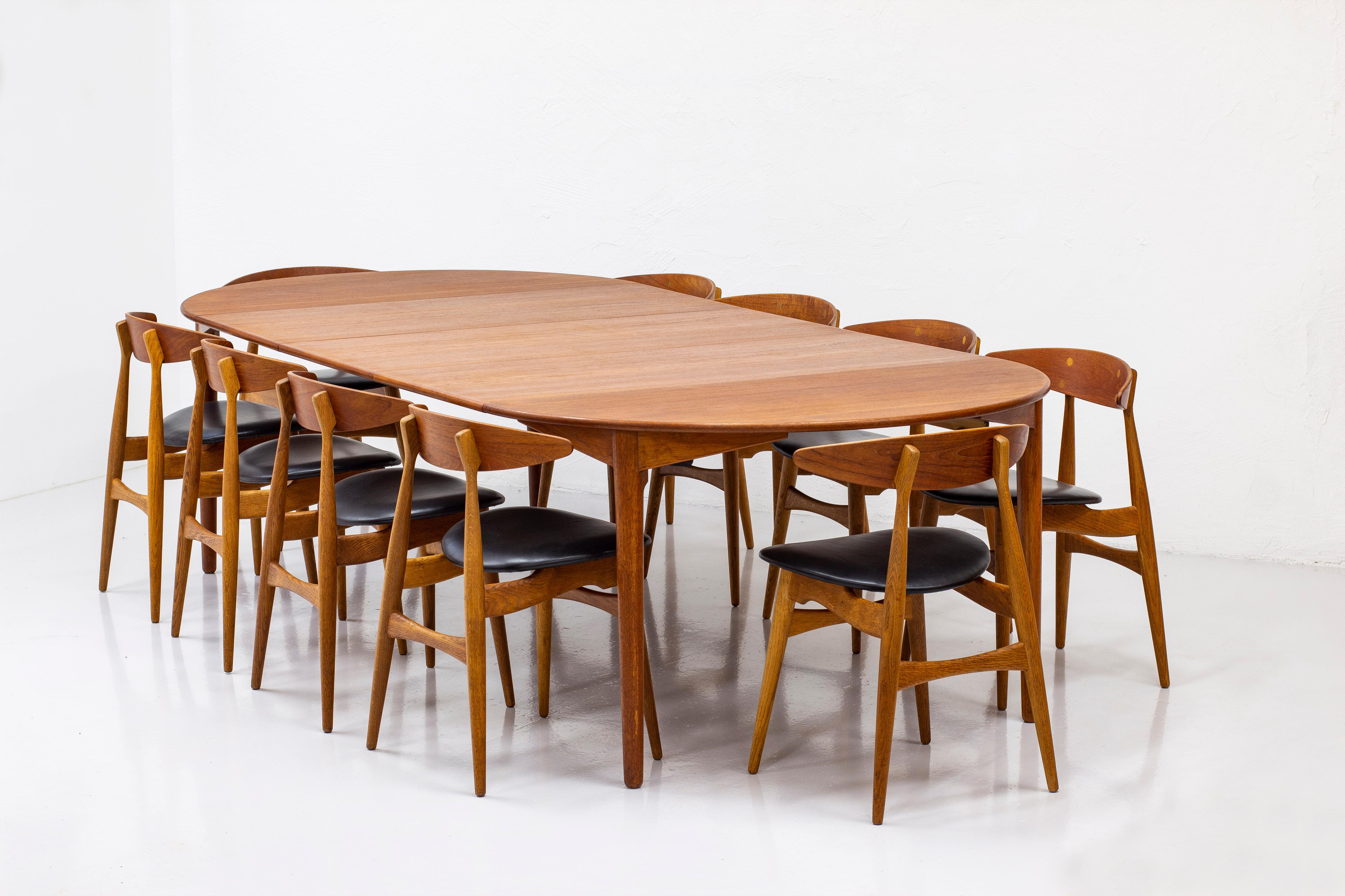Set of Ten Dining Chairs CH33 by Hans J. Wegner, Carl Hansen & Søn, Denmark 11