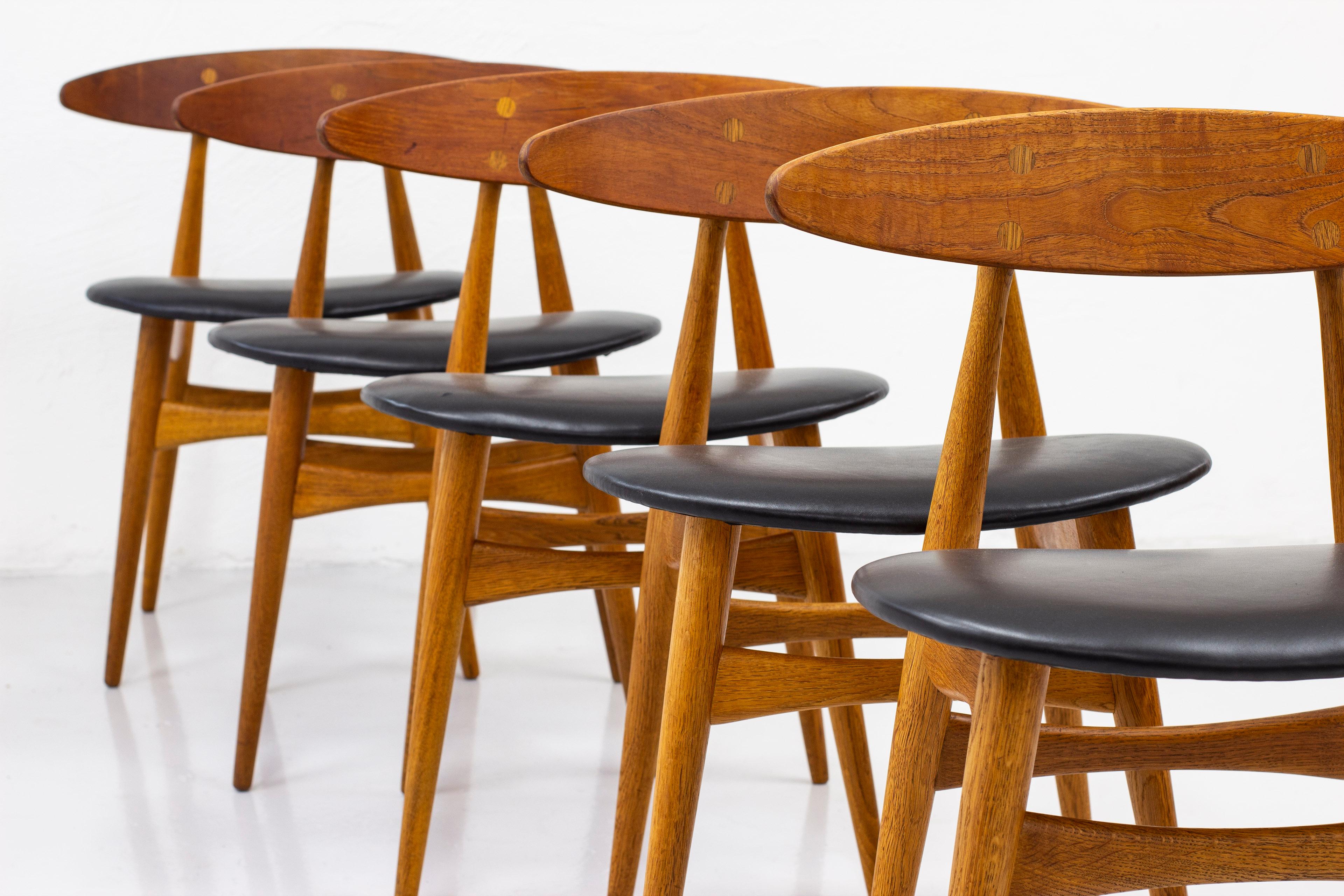 Scandinavian Modern Set of Ten Dining Chairs CH33 by Hans J. Wegner, Carl Hansen & Søn, Denmark