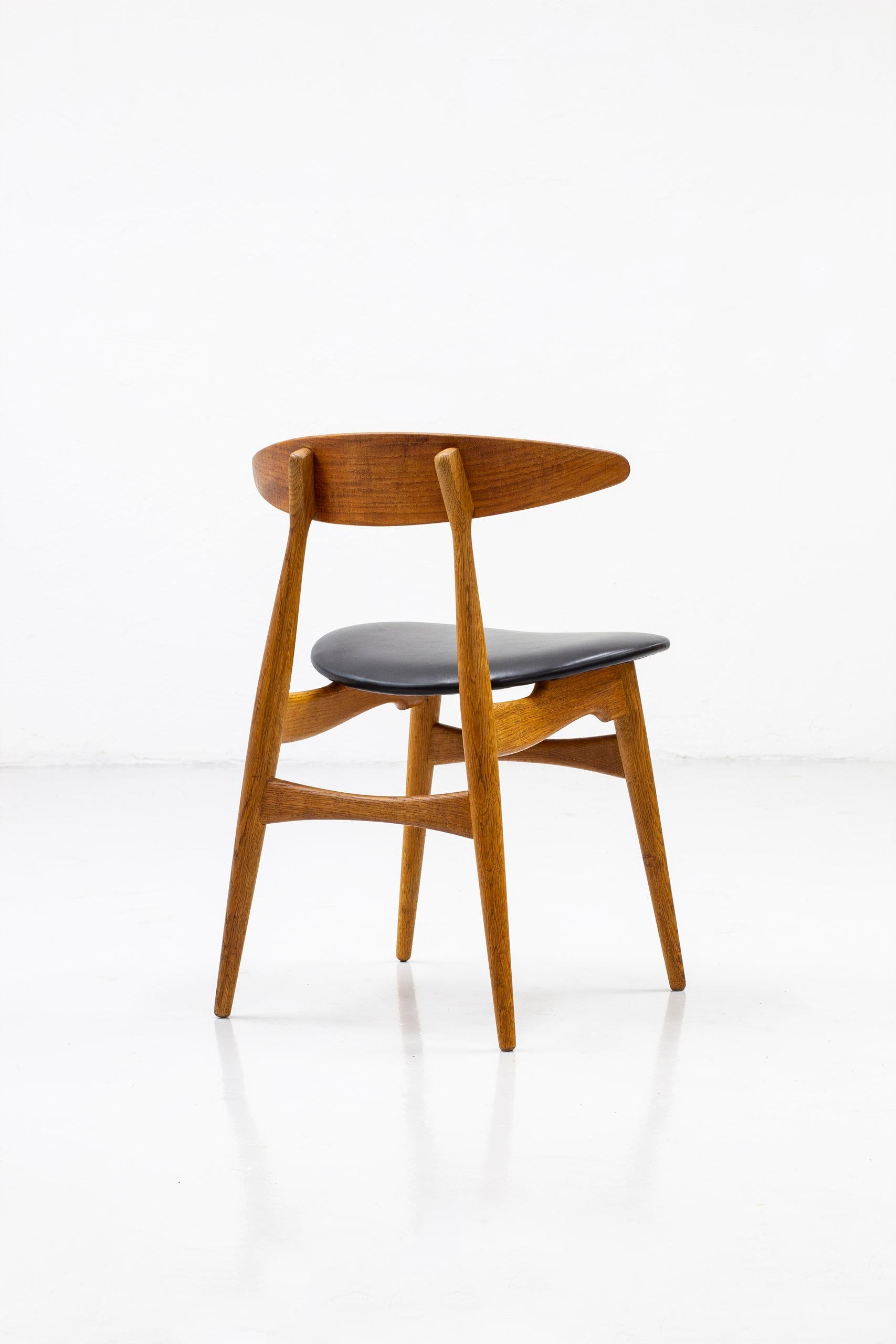 Leather Set of Ten Dining Chairs CH33 by Hans J. Wegner, Carl Hansen & Søn, Denmark