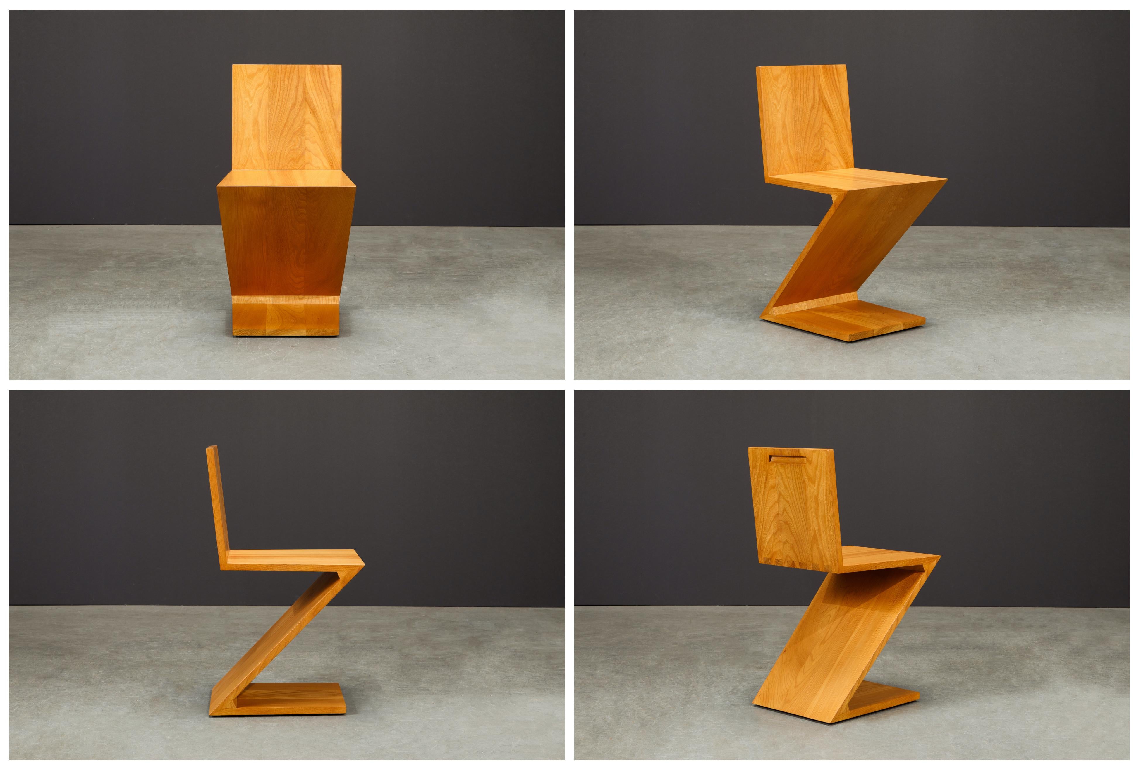 Ensemble de dix chaises 'Zig Zag' de Gerrit Rietveld pour Cassina, 1973, signé en vente 4