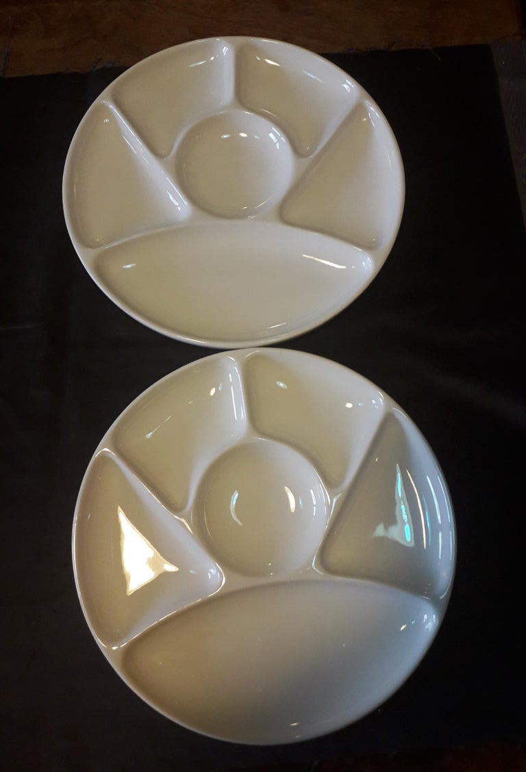 Set of Ten Faience Fondue White Diner Plates Dishes, by Gien, France