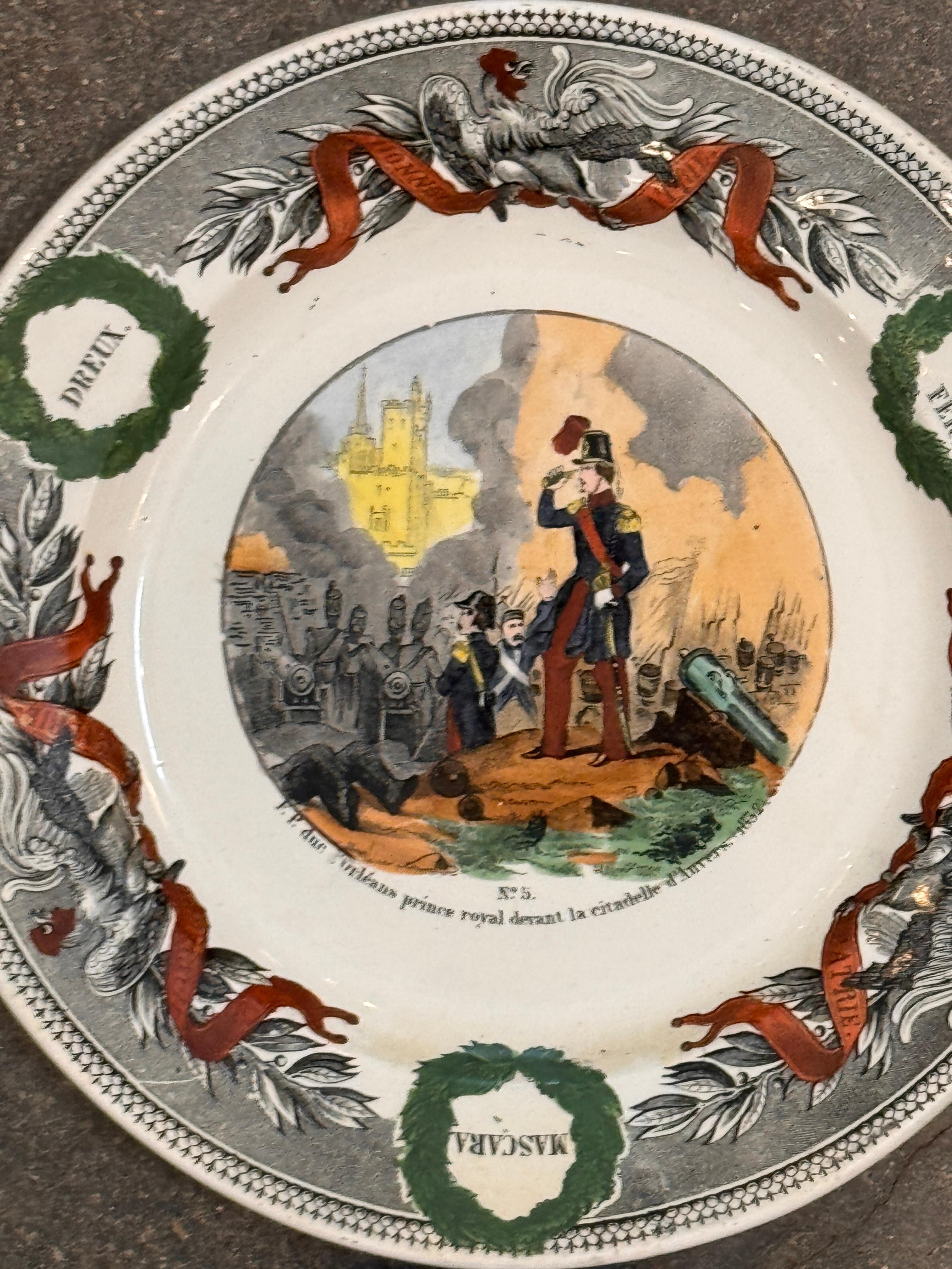 Satz von zehn französischen Porzellantellern von Creil et Montereau, aus der Mitte des 19. (Keramik) im Angebot
