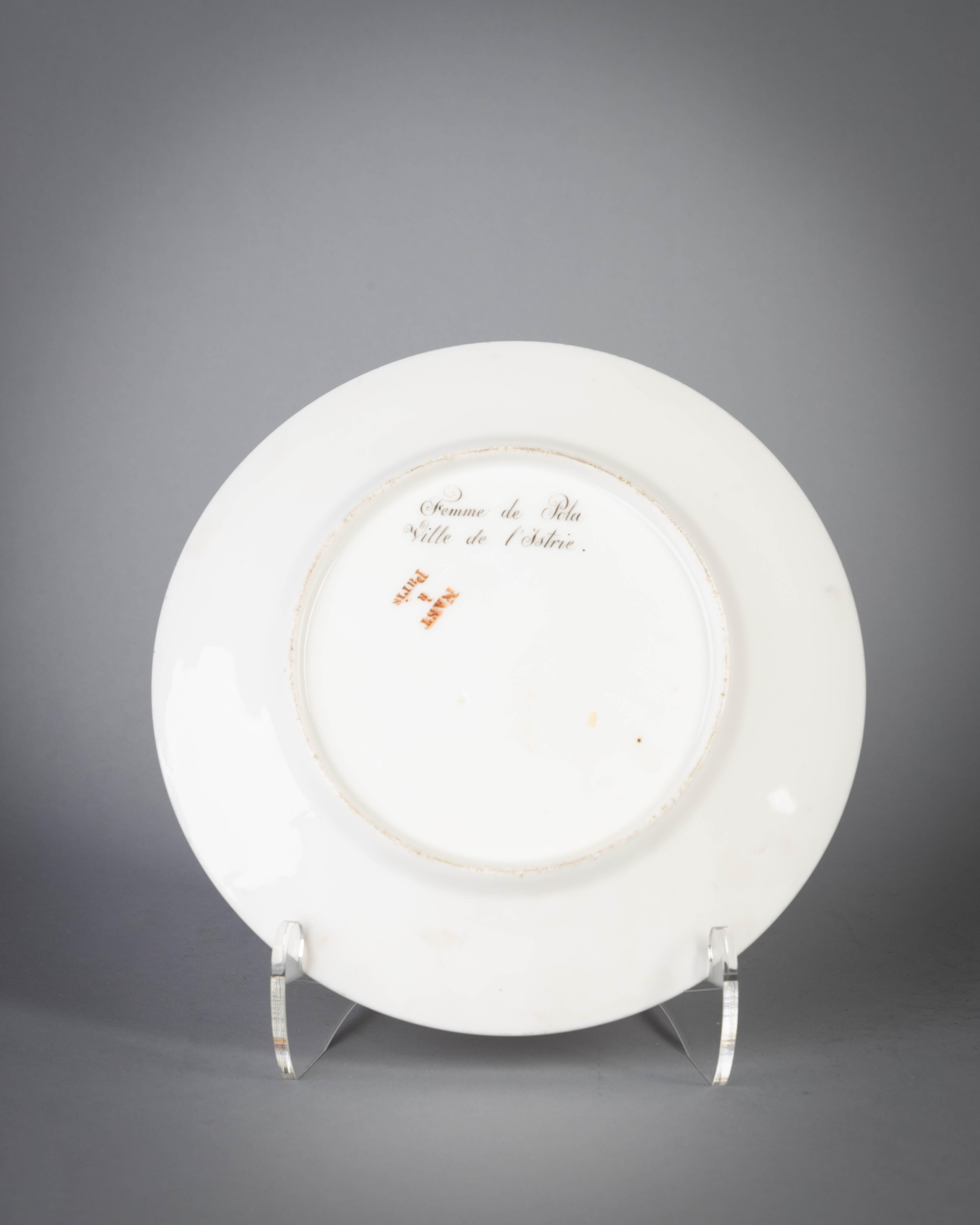 Ensemble de dix assiettes en porcelaine française, Nast, vers 1810 en vente 1